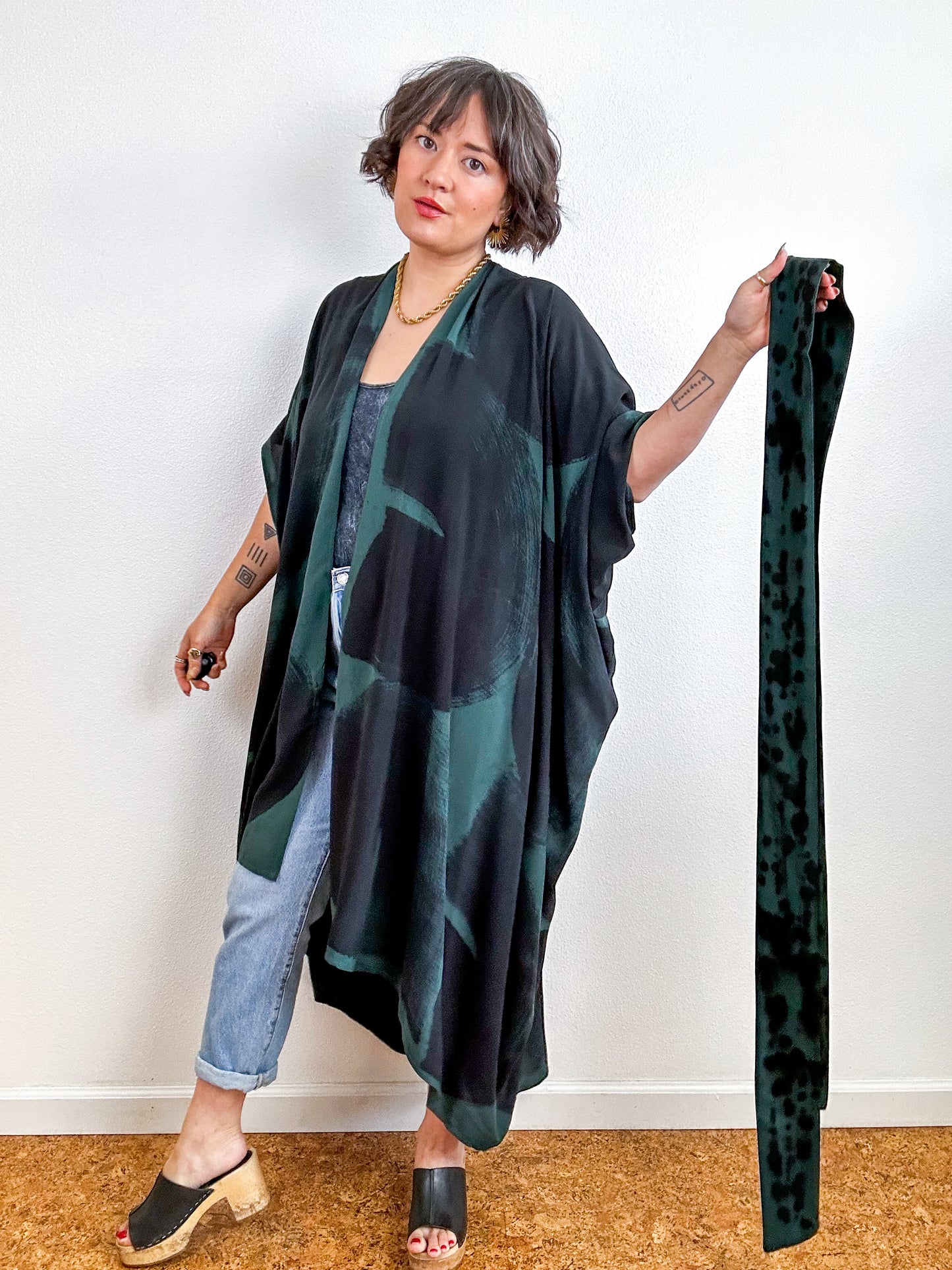 Hand-Dyed High Low Kimono Forest Black Arc