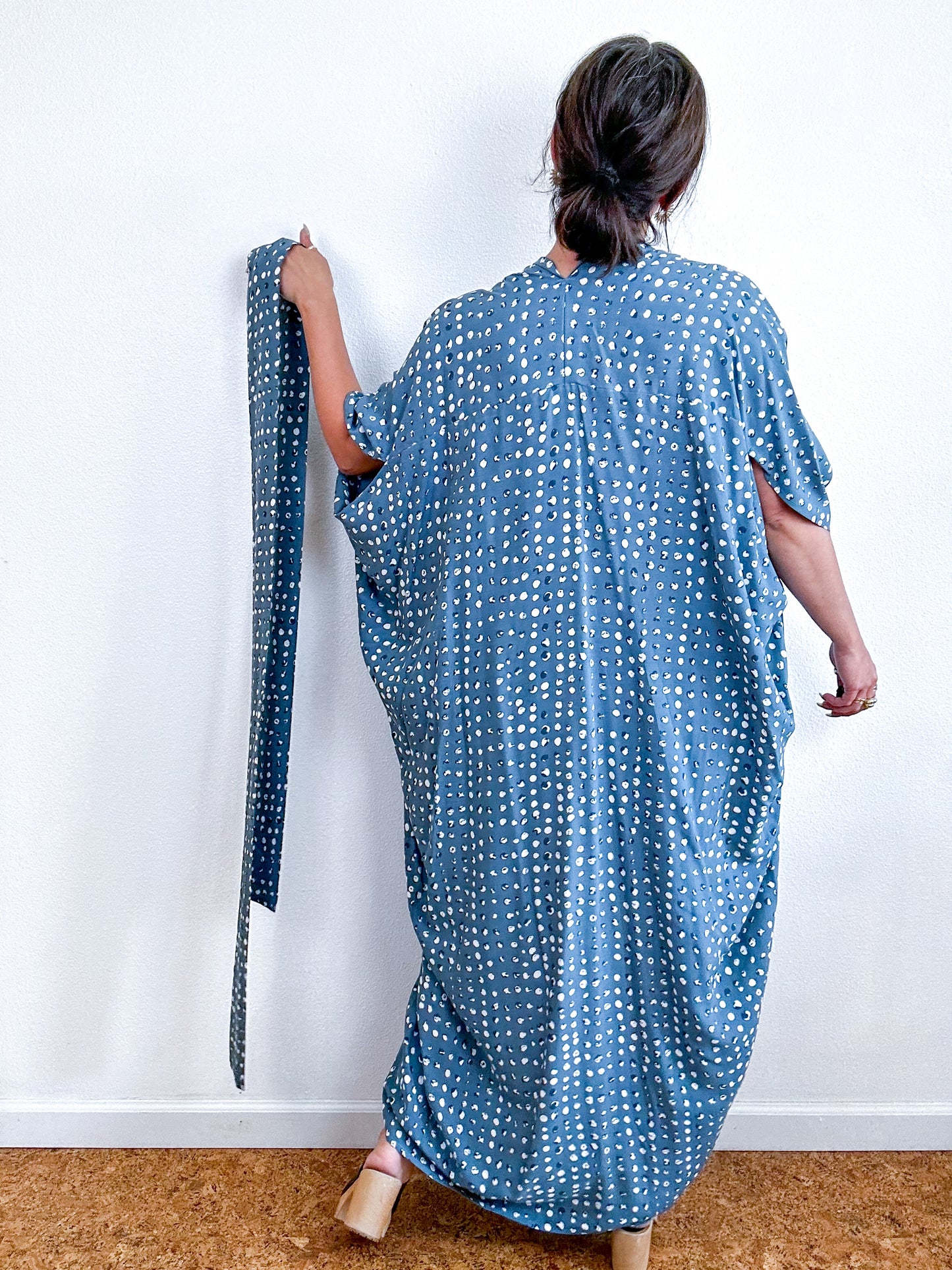 Print High Low Kimono Blue Dot Challis