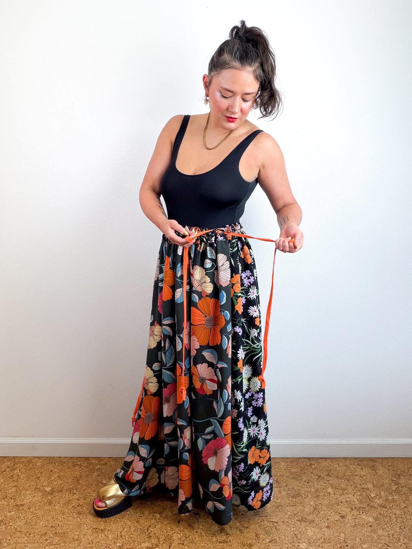 THE SKIRT Black Orange Floral Mix Reversible Georgette