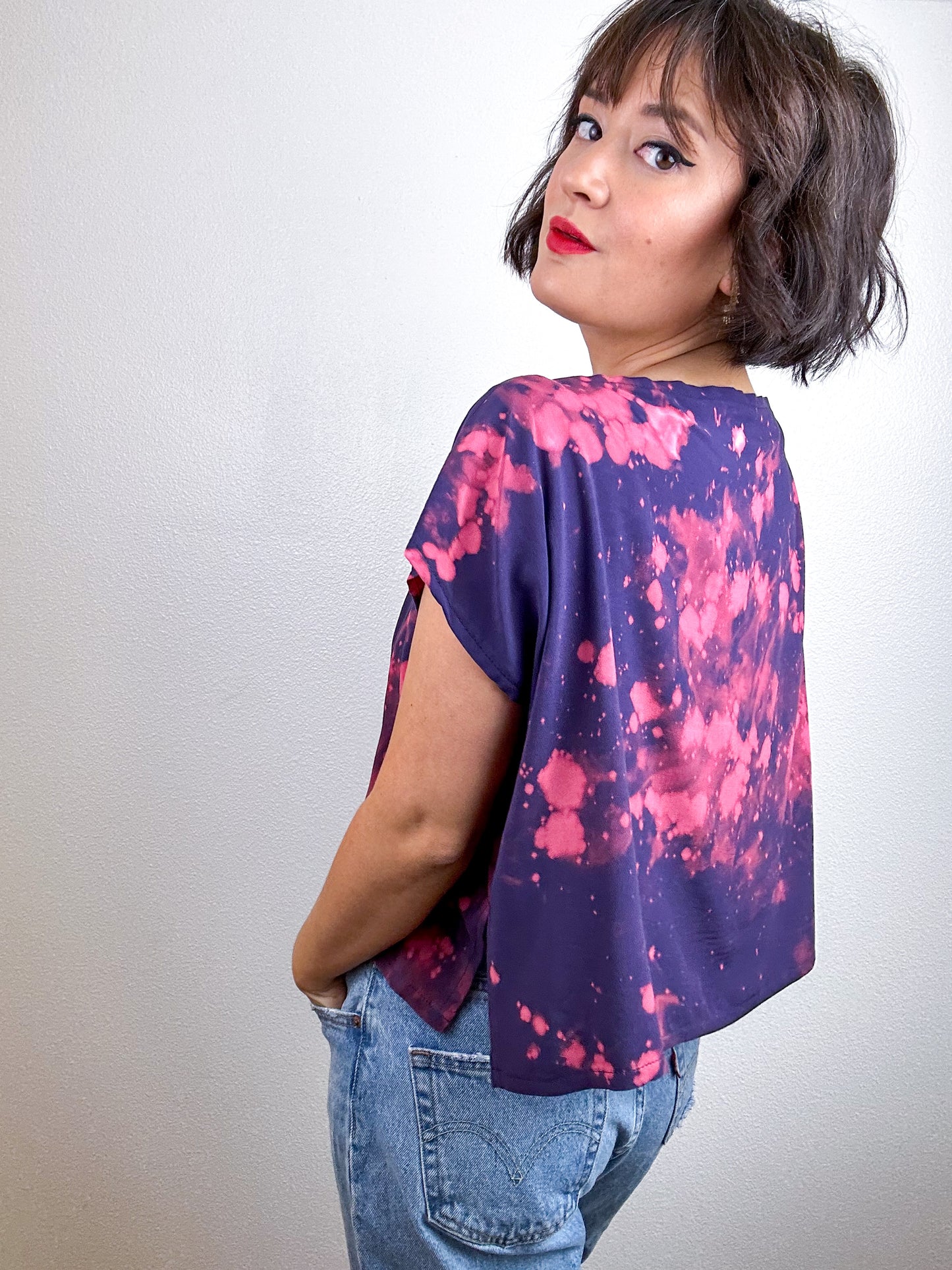 Bleach Speckle Crop Rayon Navy Peach