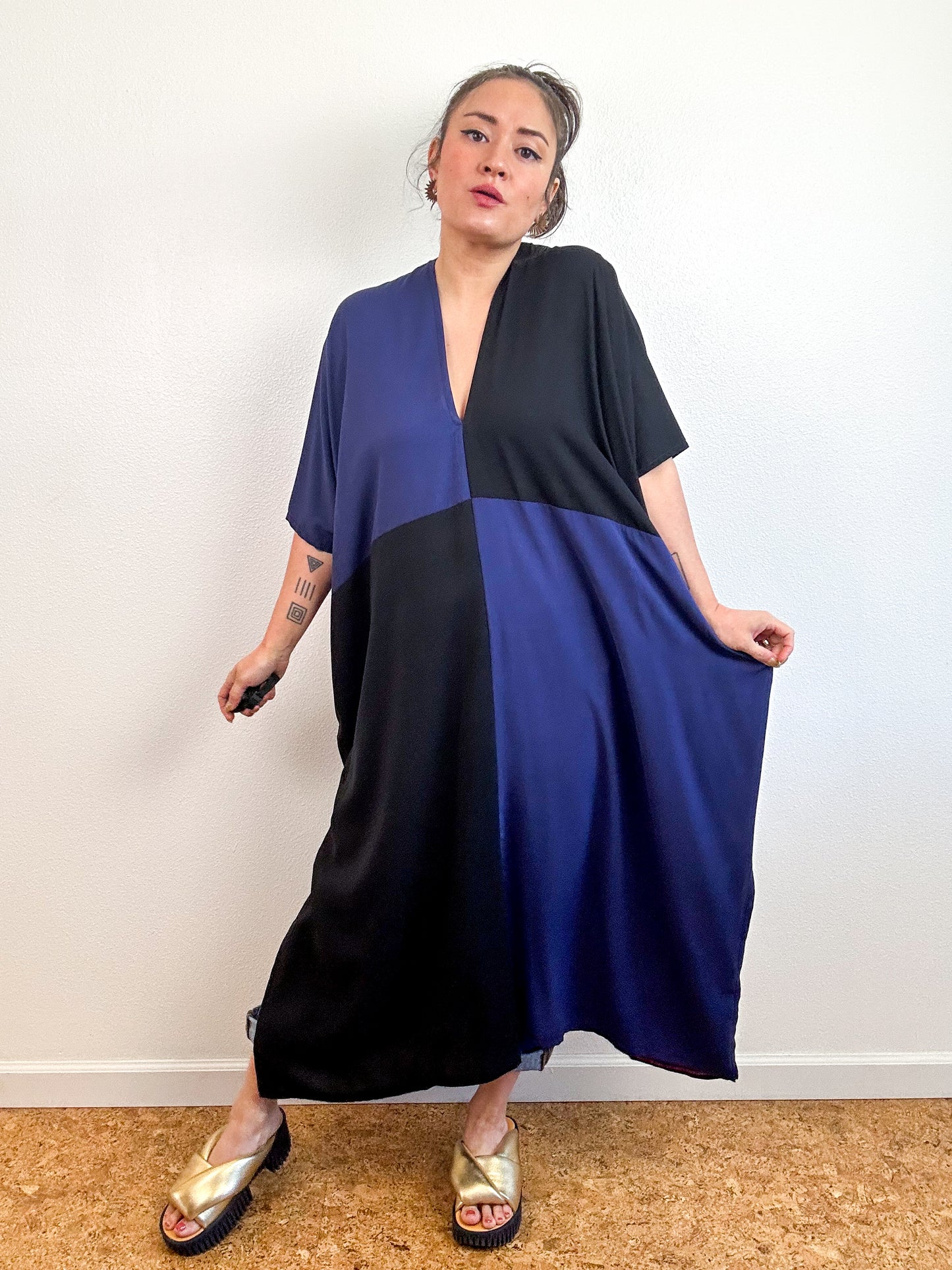 Color Block Midi Caftan Dress Navy Black