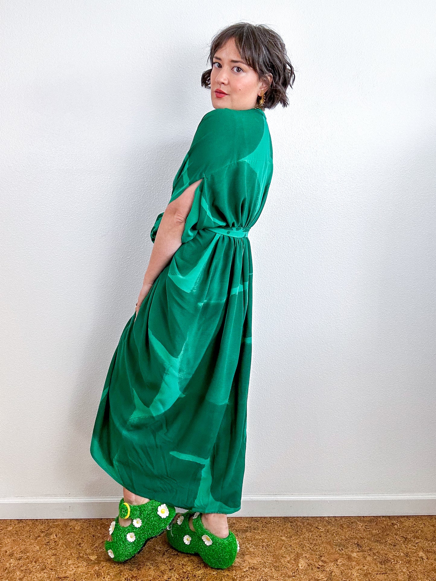 Hand-Dyed High Low Kimono Kelly Green Arc