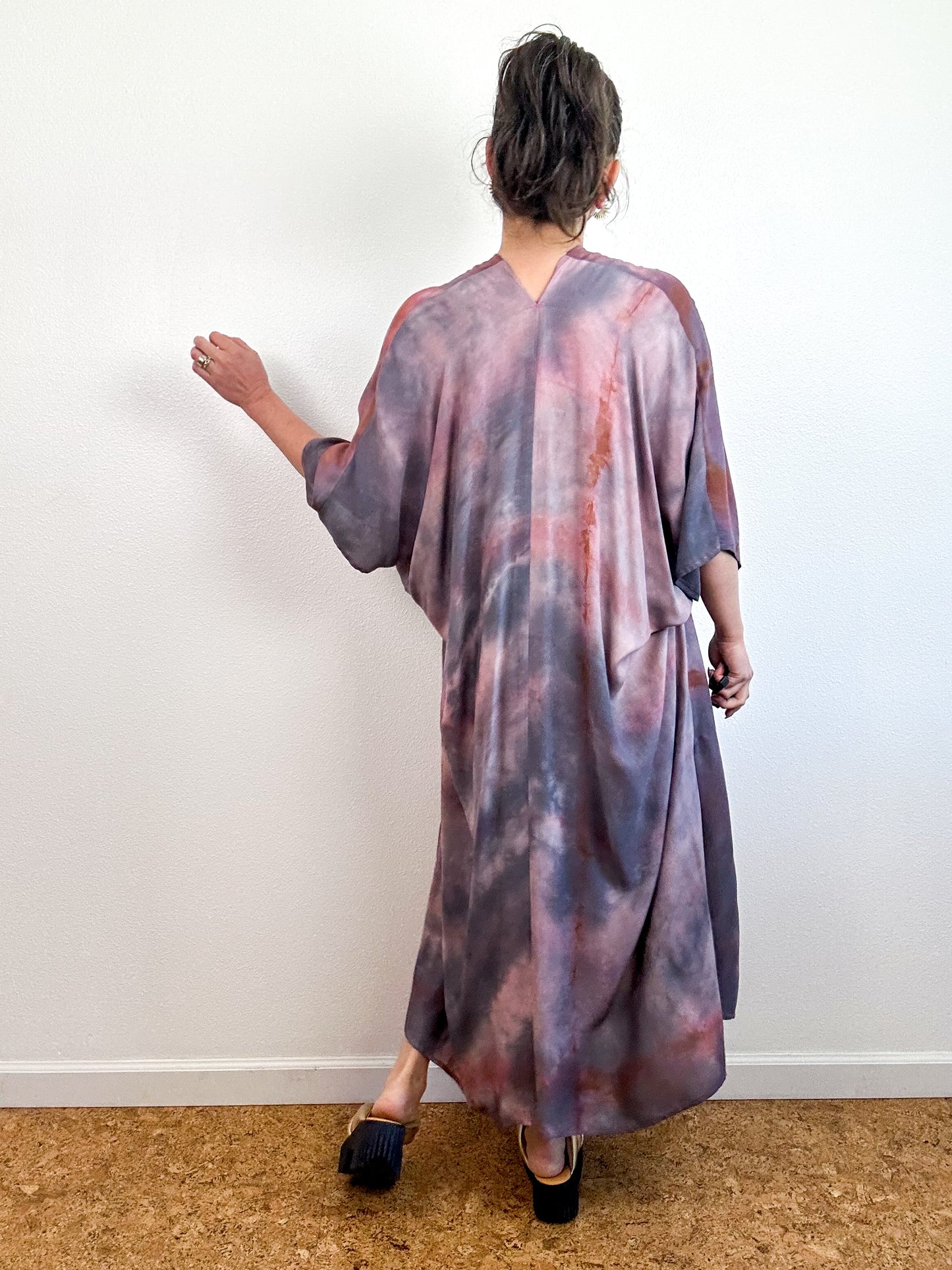 Hand-Dyed Bamboo Tie Caftan Mauve Watercolor
