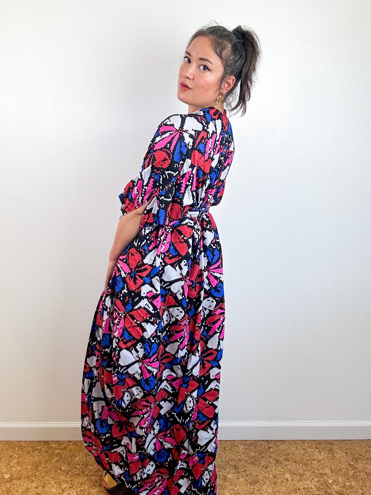 Print High Low Kimono Pixels Challis