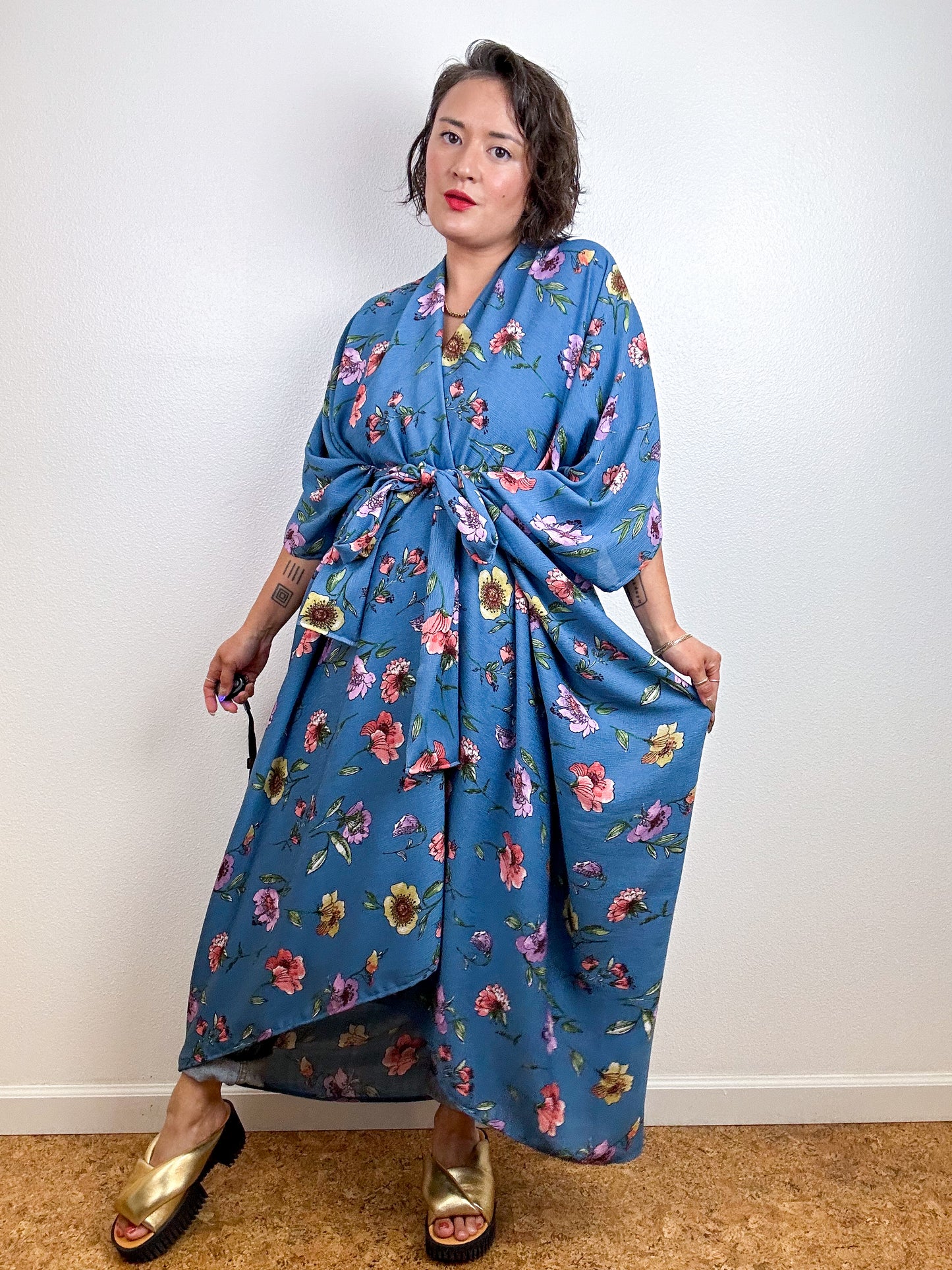 Print High Low Kimono Blue Scattered Floral Rayon Crepe