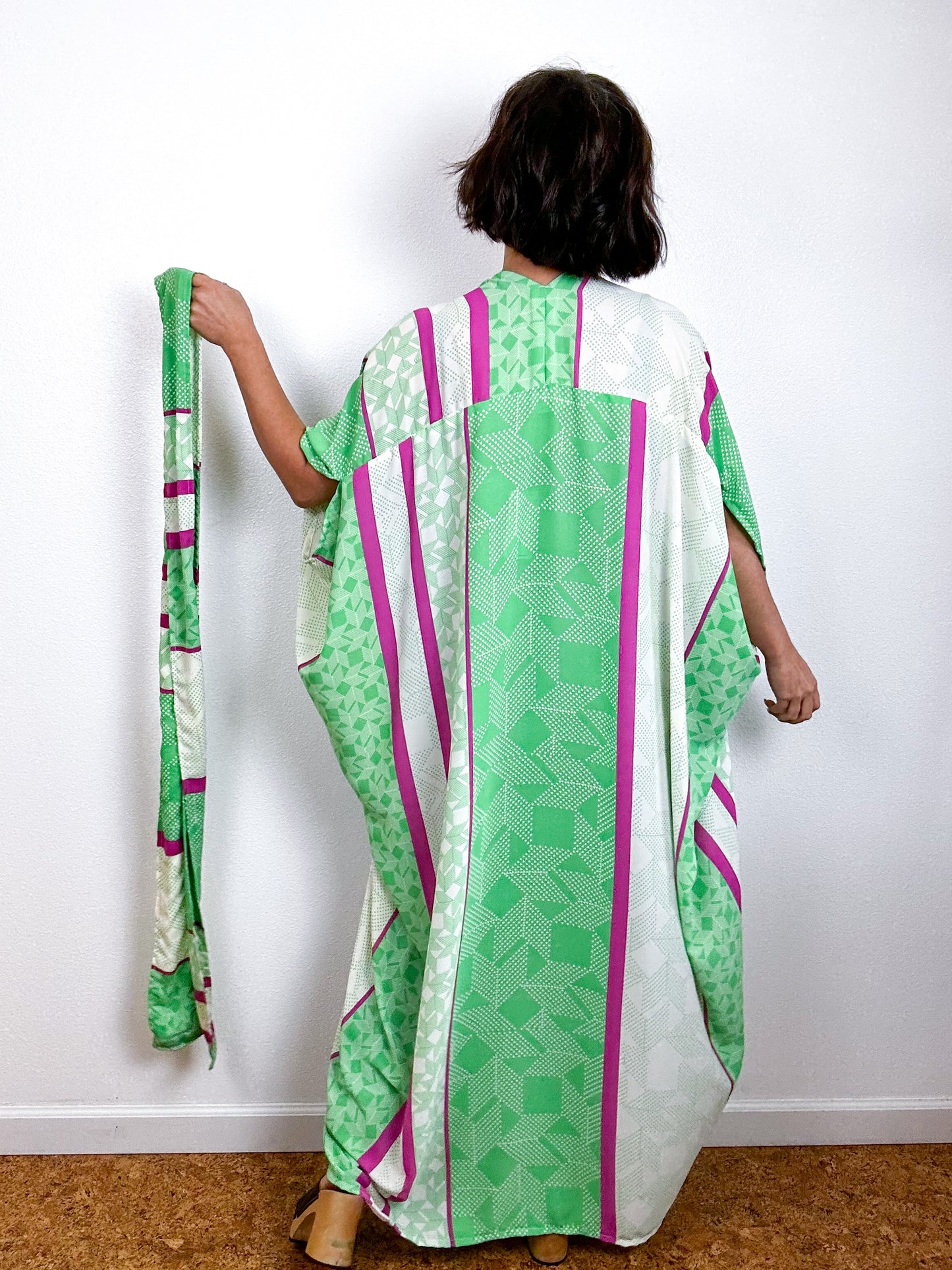 Print High Low Kimono Lime Magenta Ivory Georgette