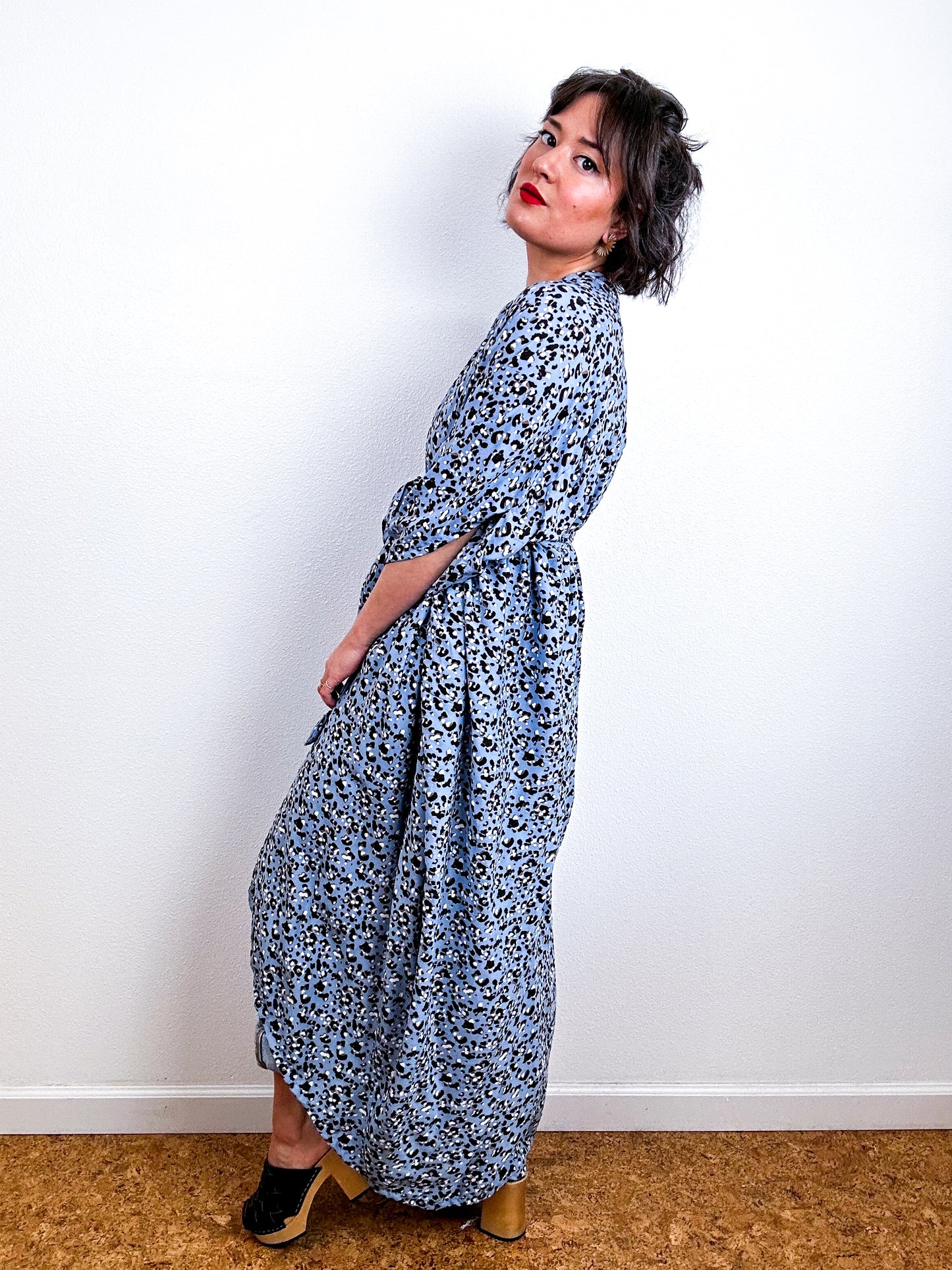 Print High Low Kimono Blue Leopard Challis