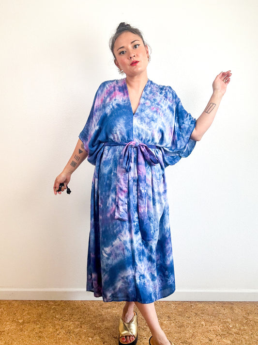 Hand-Dyed Bamboo Tie Caftan Royal Orchid Watercolor
