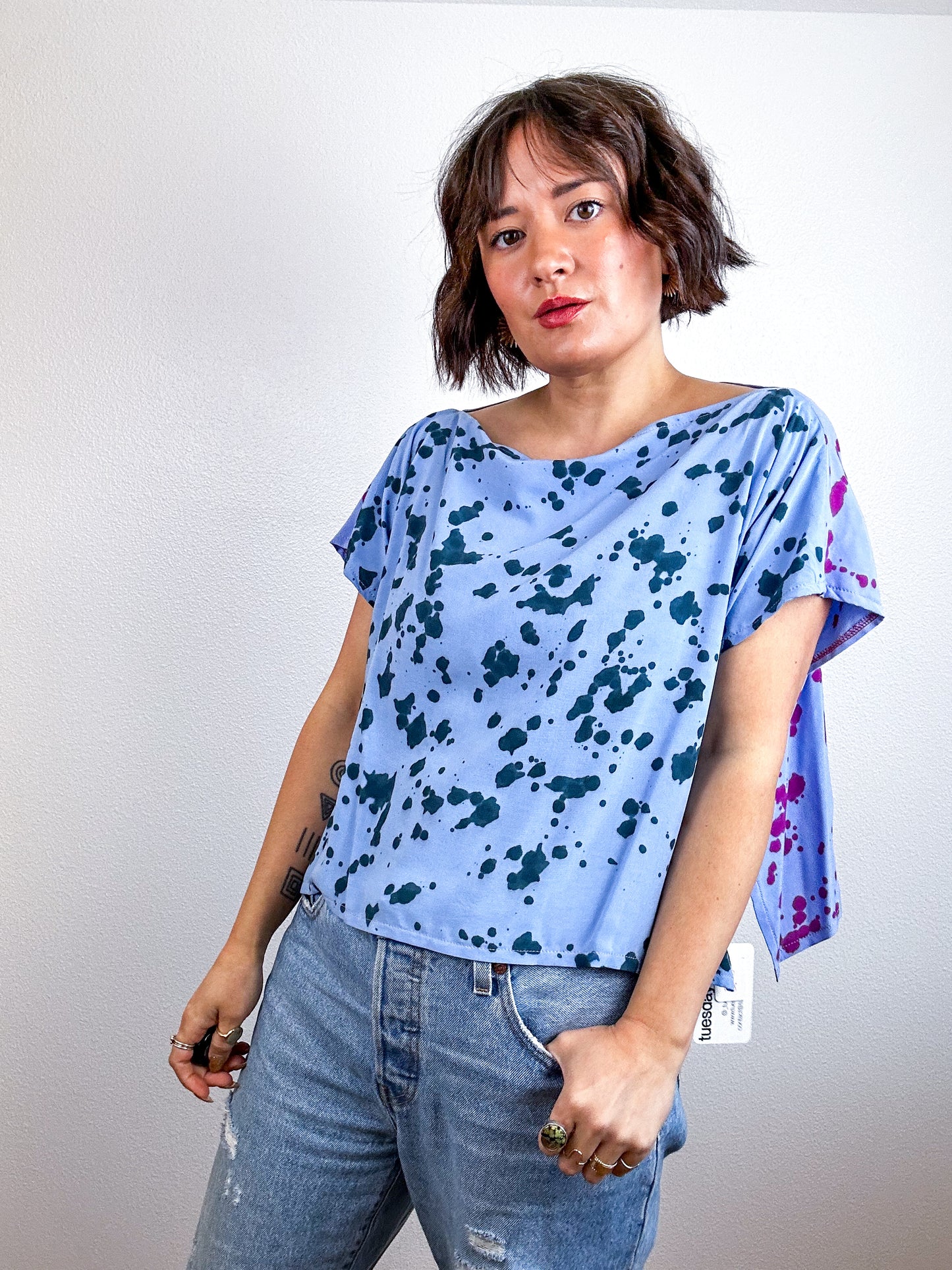 Hand-Dyed Flip Crop Rayon Blue Fuchsia Teal Speckle