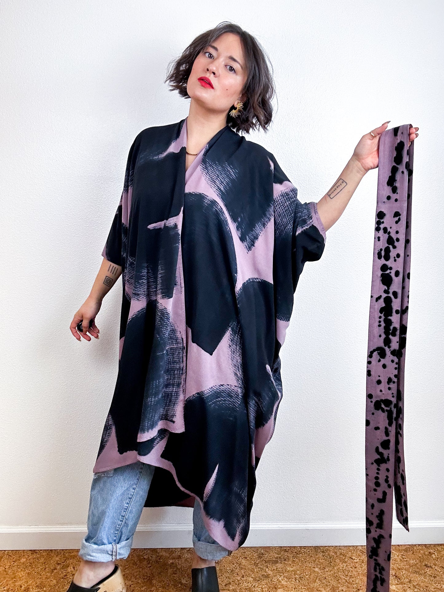 Hand-Dyed High Low Kimono Mauve Black Arc