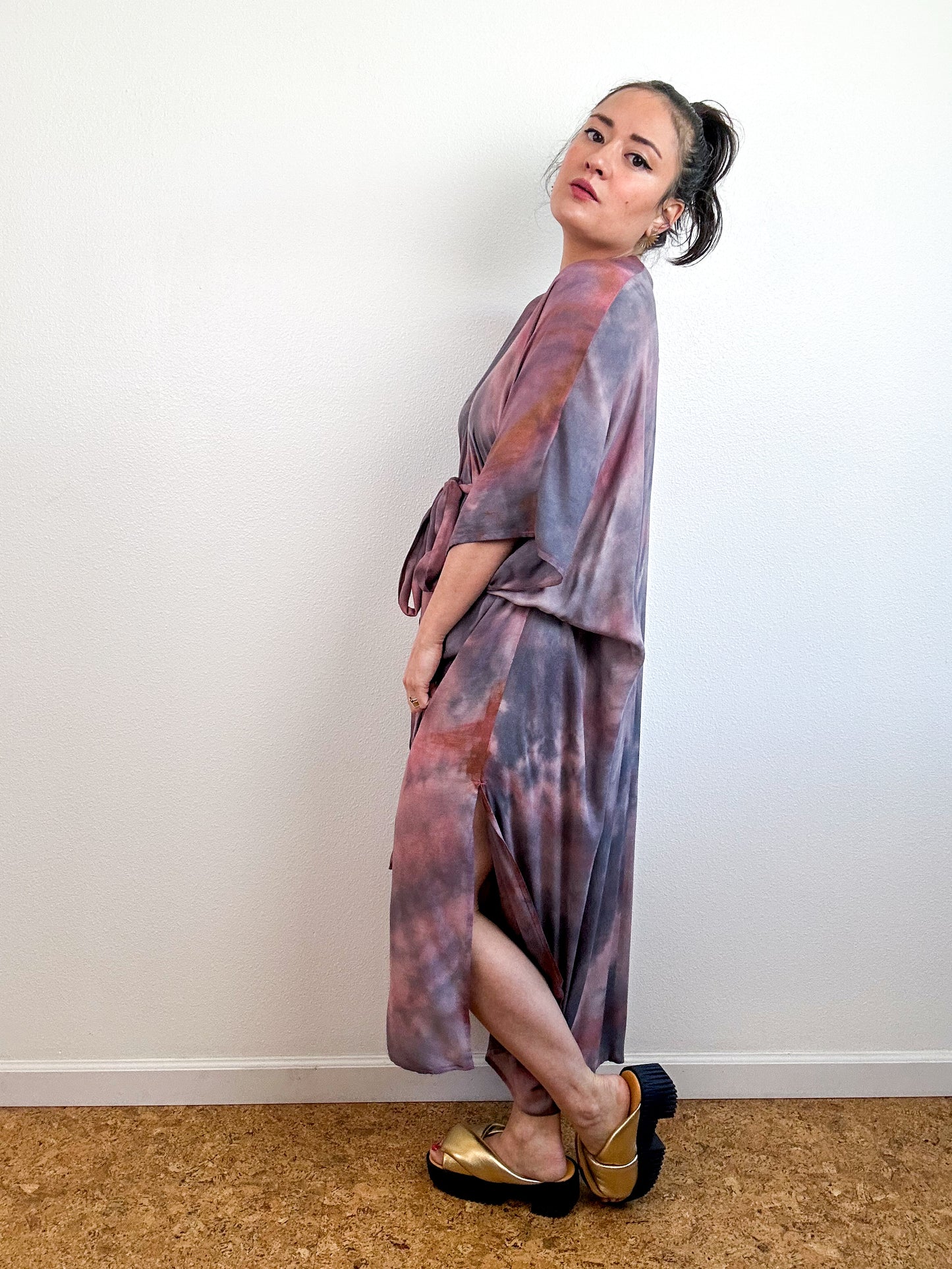 Hand-Dyed Bamboo Tie Caftan Mauve Watercolor