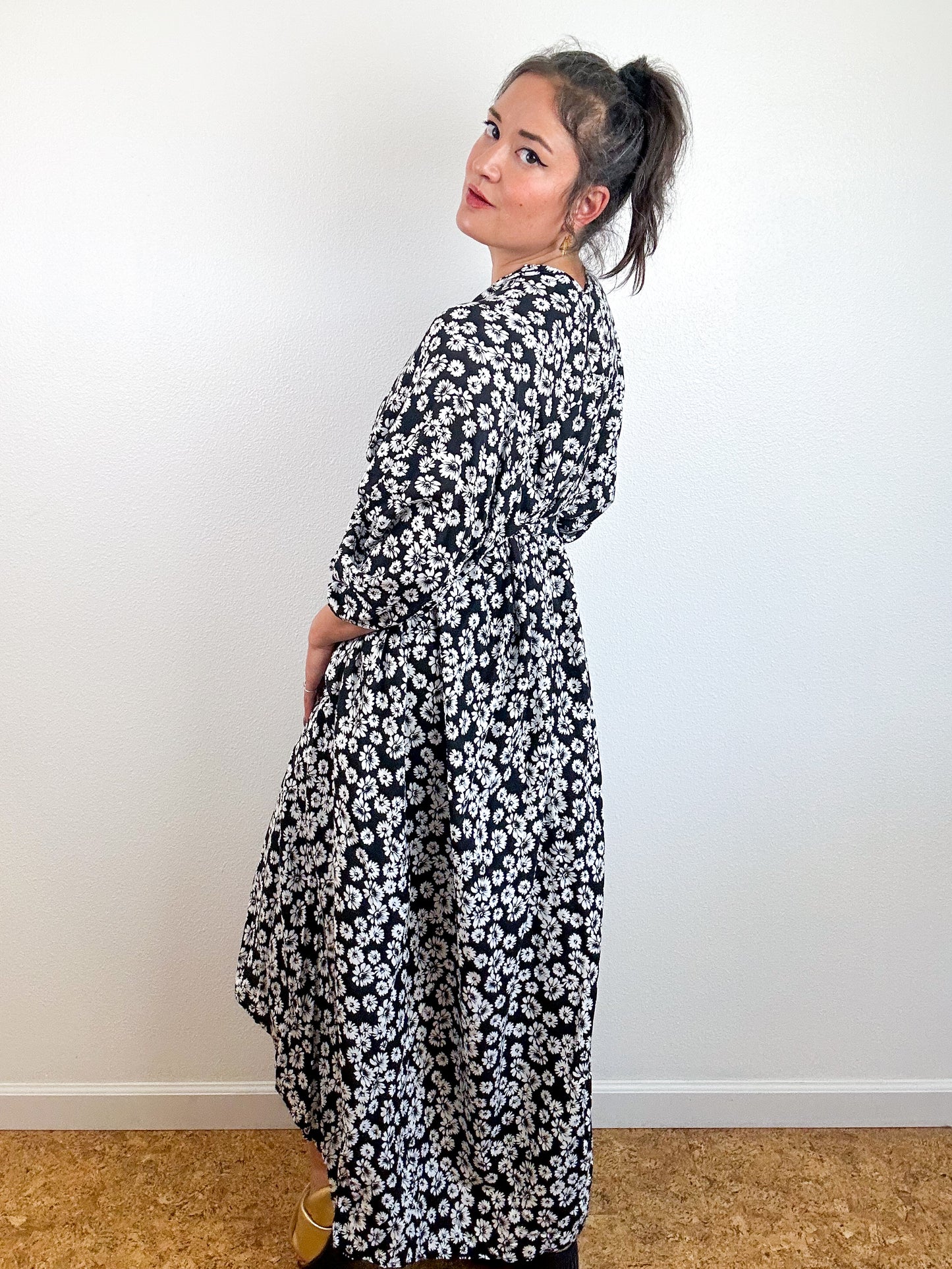 Print High Low Kimono Black White Daisy Challis