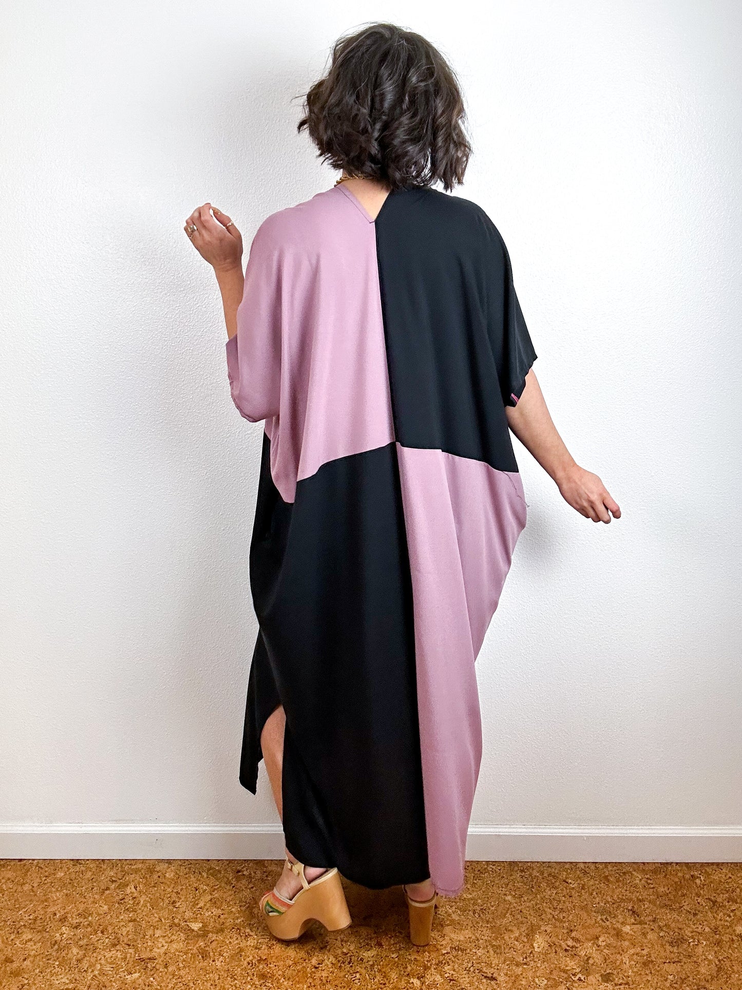 Color Block Midi Caftan Dress Mauve Black