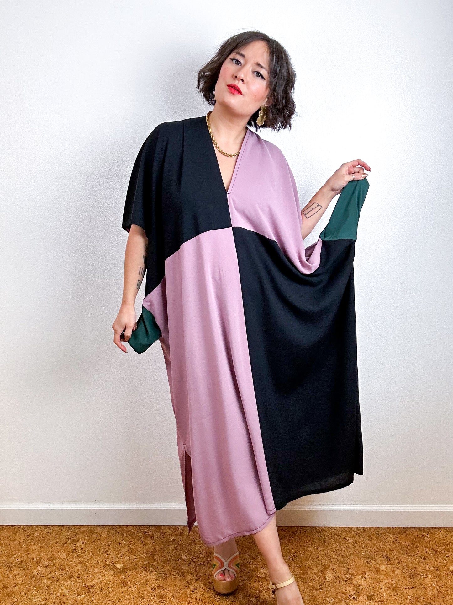 Color Block Midi Caftan Dress Mauve Black