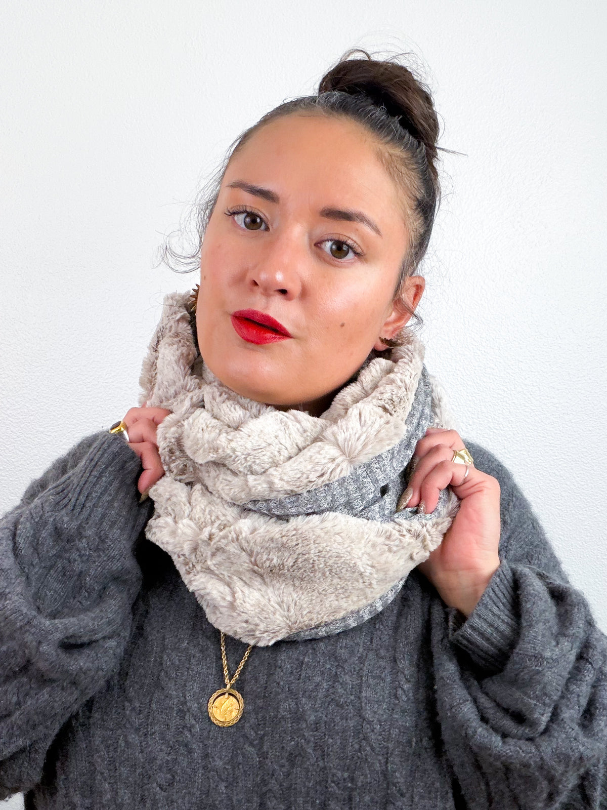 Faux Fur Circle Scarf Latte Grey