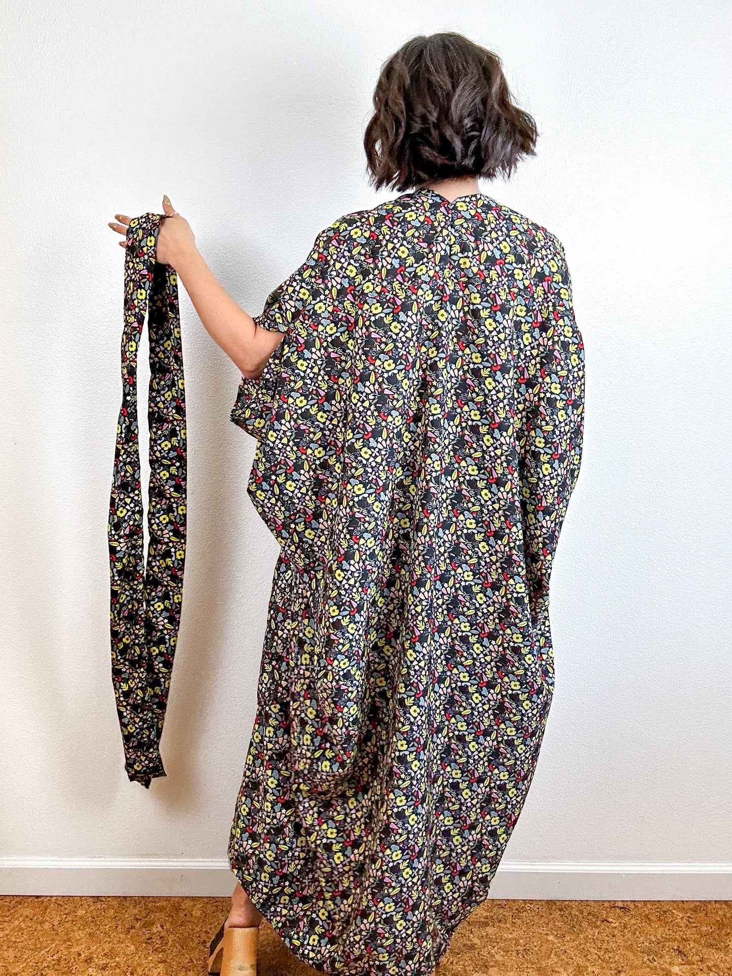 Print High Low Kimono Black Citron Mini Floral Crepe de Chine