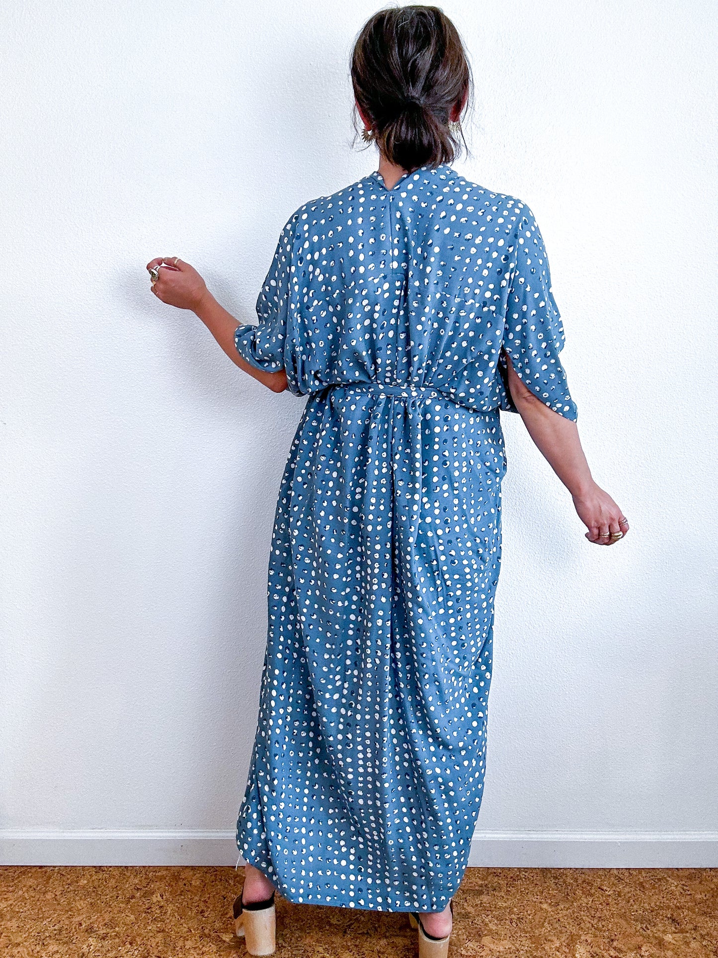 Print High Low Kimono Blue Dot Challis