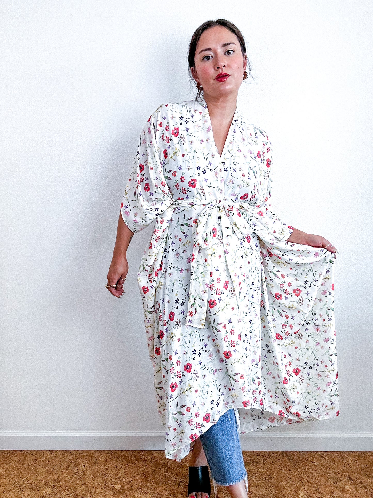 Print High Low Kimono White Wildflowers Challis