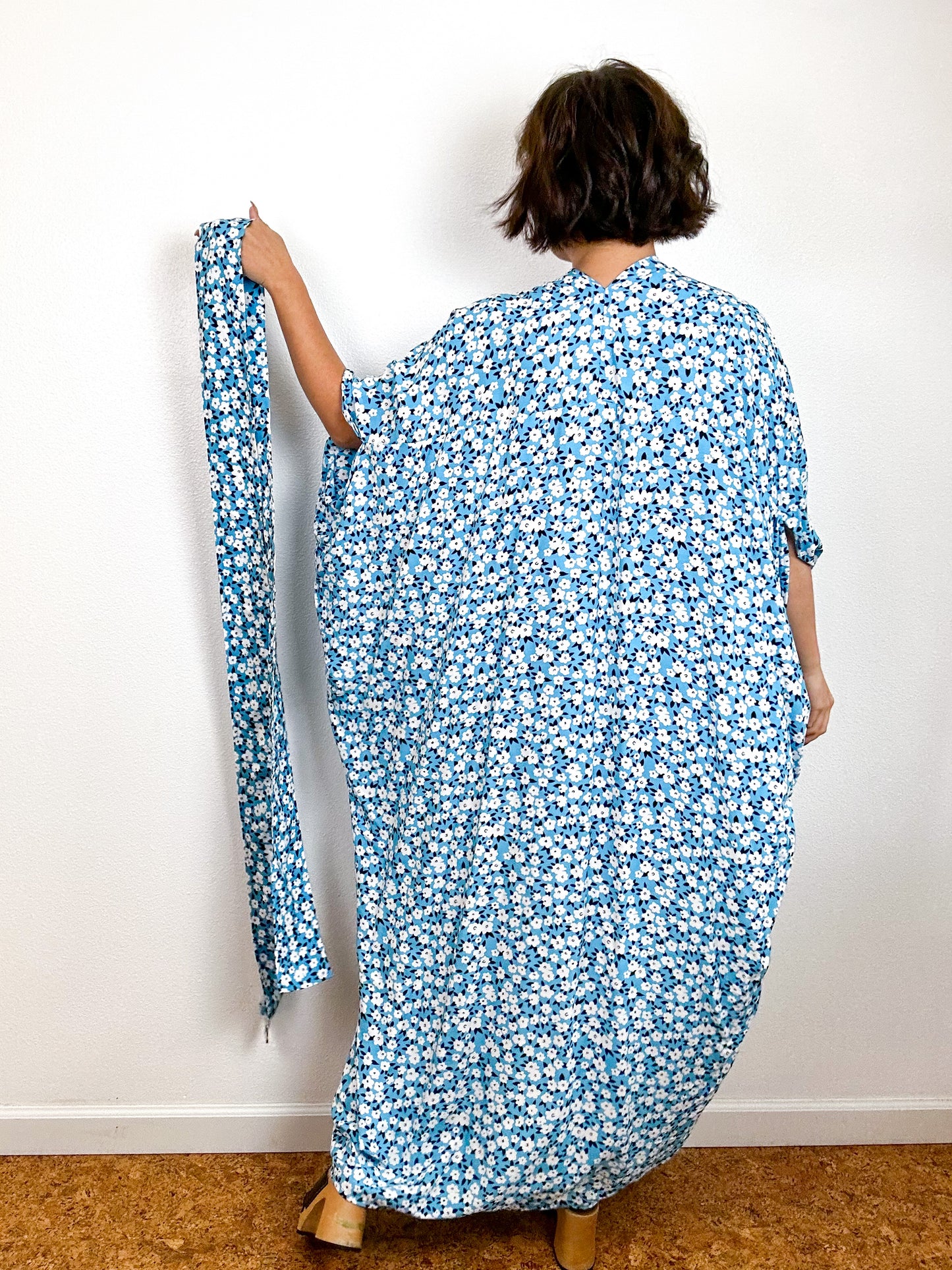 Print High Low Kimono Turquoise Mini Daisy Challis