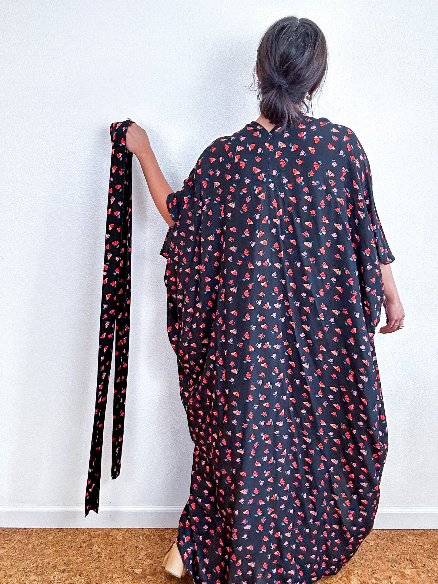 Print High Low Kimono Black Red Mini Poppy Challis
