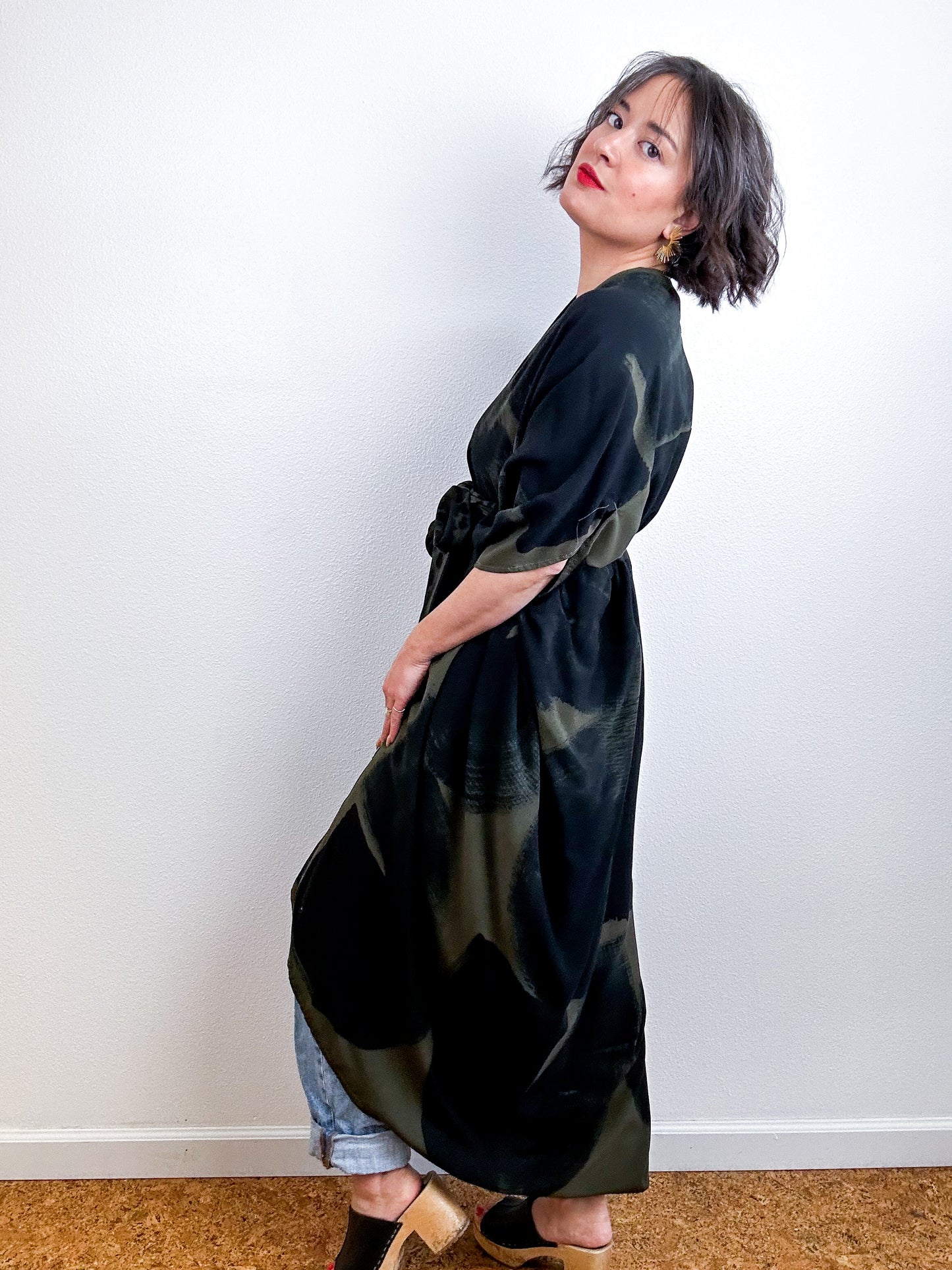 Hand-Dyed High Low Kimono Olive Black Arc