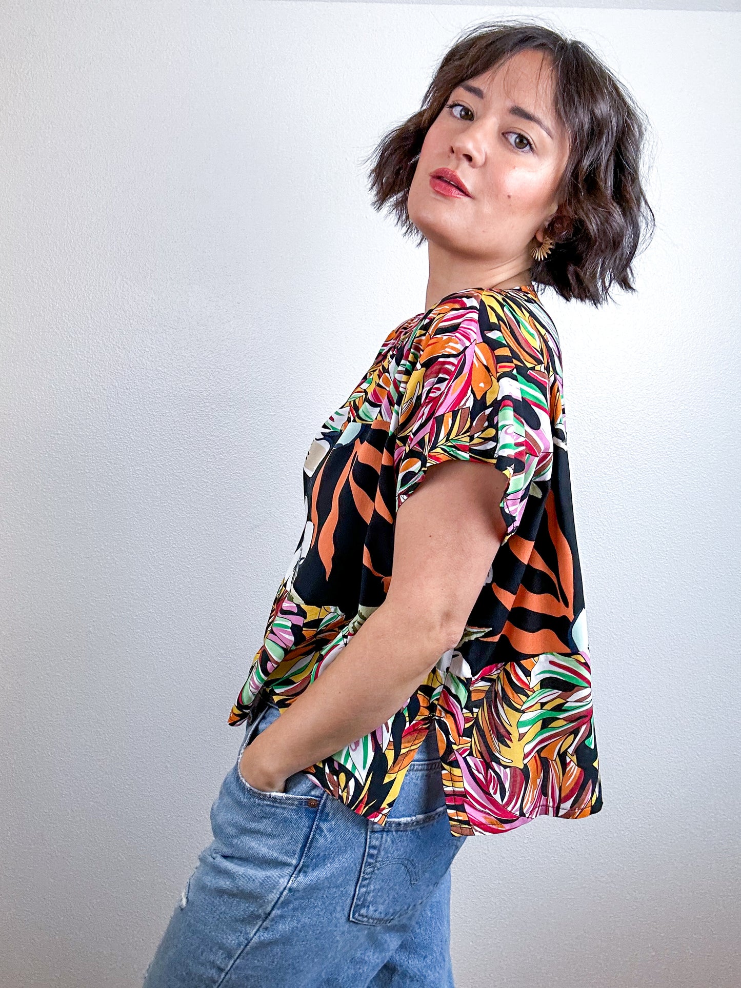 Scrappy Crop Black Tropical Mix 3