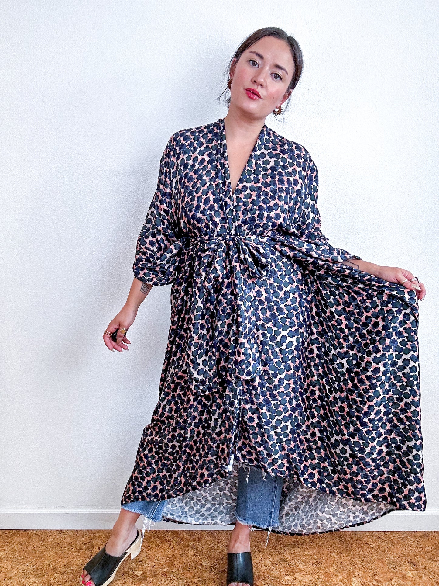 Print High Low Kimono Black Grey Peach Flowers Challis