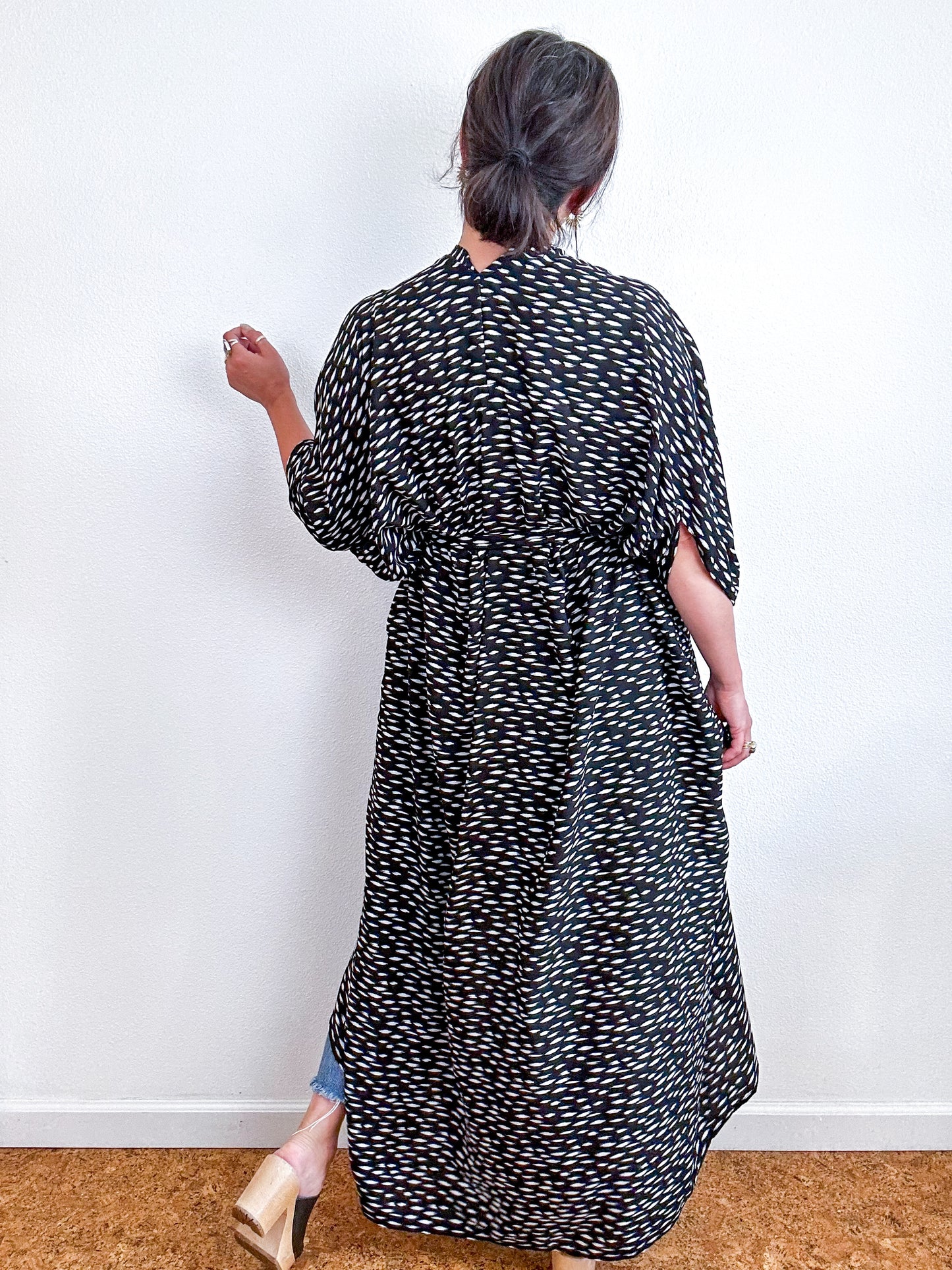 Print High Low Kimono Black White Dash Challis
