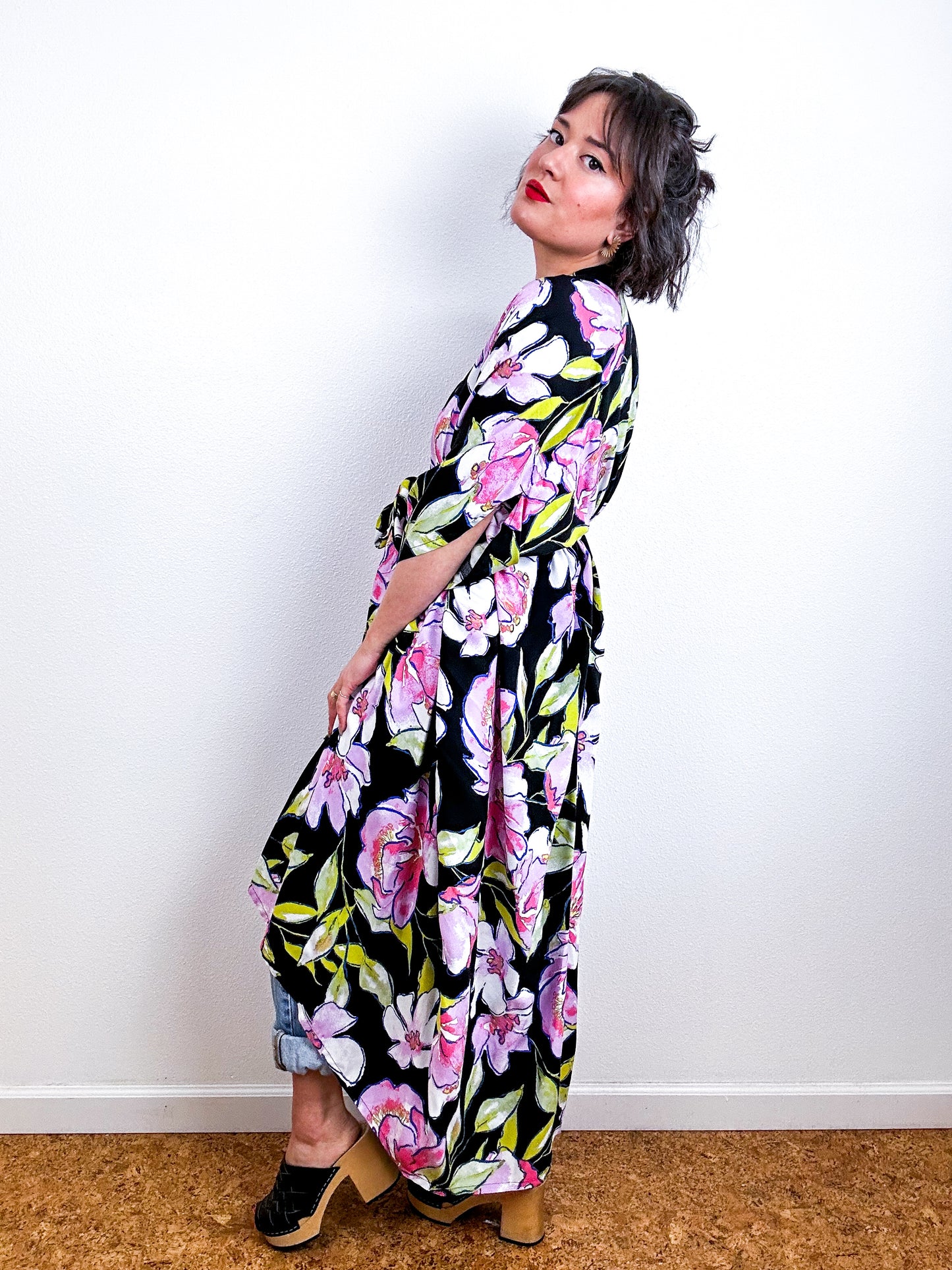 Print High Low Kimono Black Pink Peony Challis