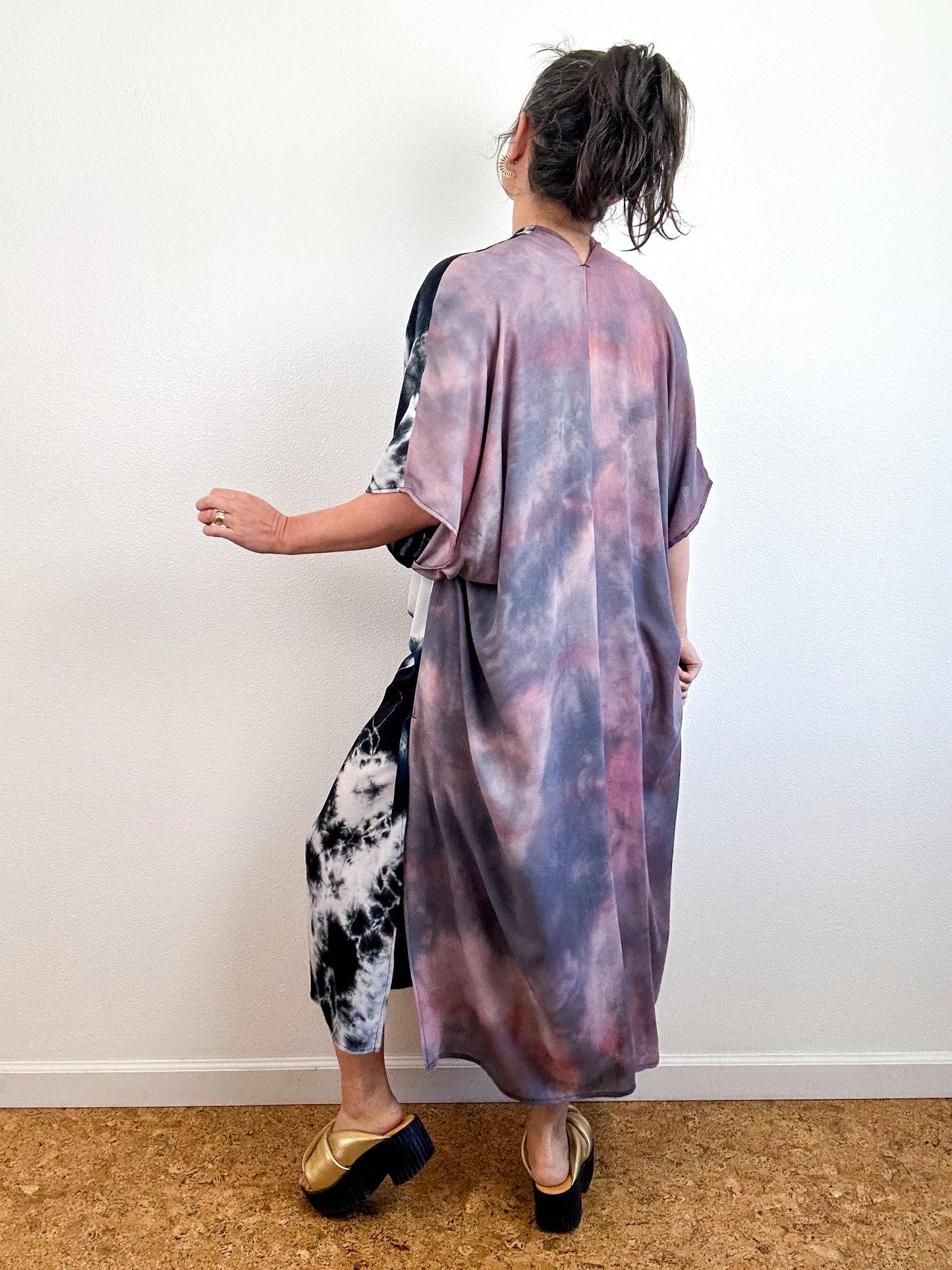Hand-Dyed Bamboo Tie Caftan Black Mauve Mix