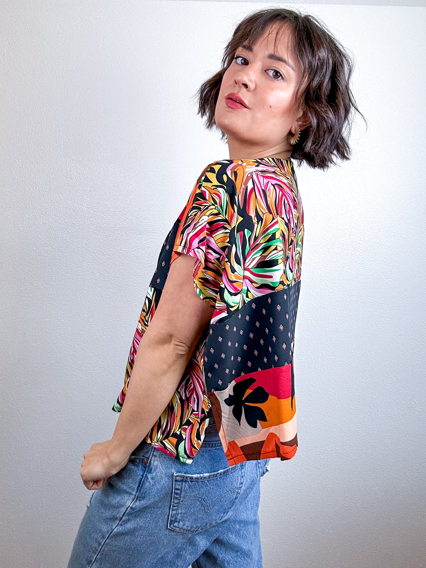Scrappy Crop Black Tropical Mix 2