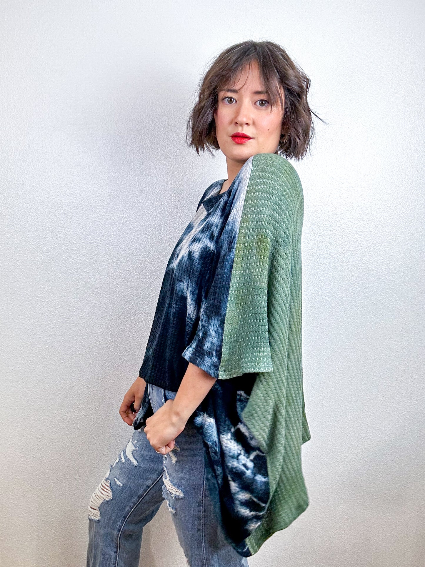 Oversize Flip Sweater Sage Black Tie