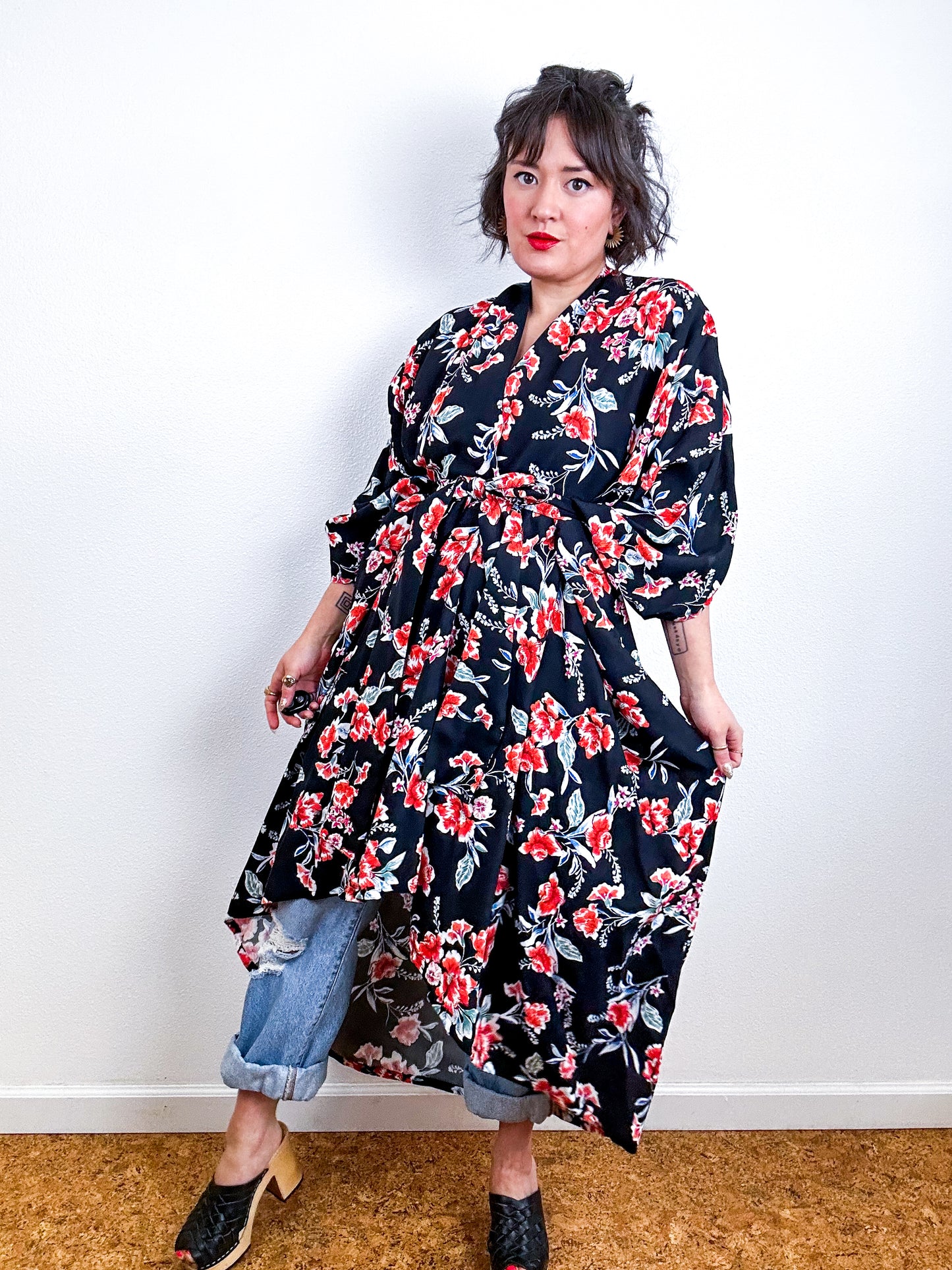 Print High Low Kimono Black Red Floral Challis