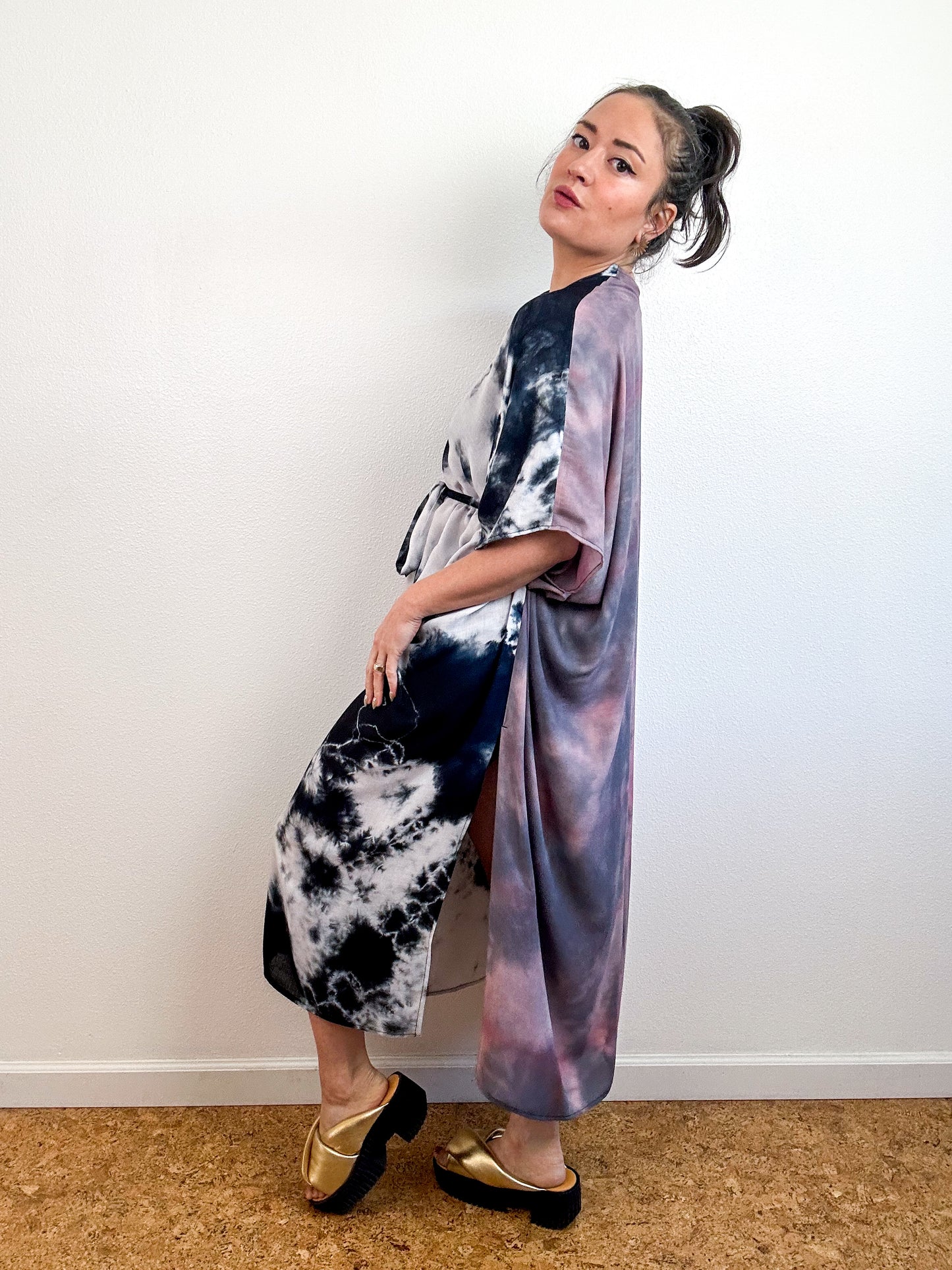 Hand-Dyed Bamboo Tie Caftan Black Mauve Mix