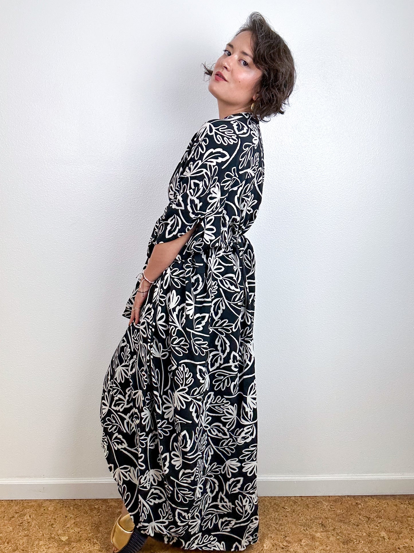 Print High Low Kimono Black Ivory Georgette