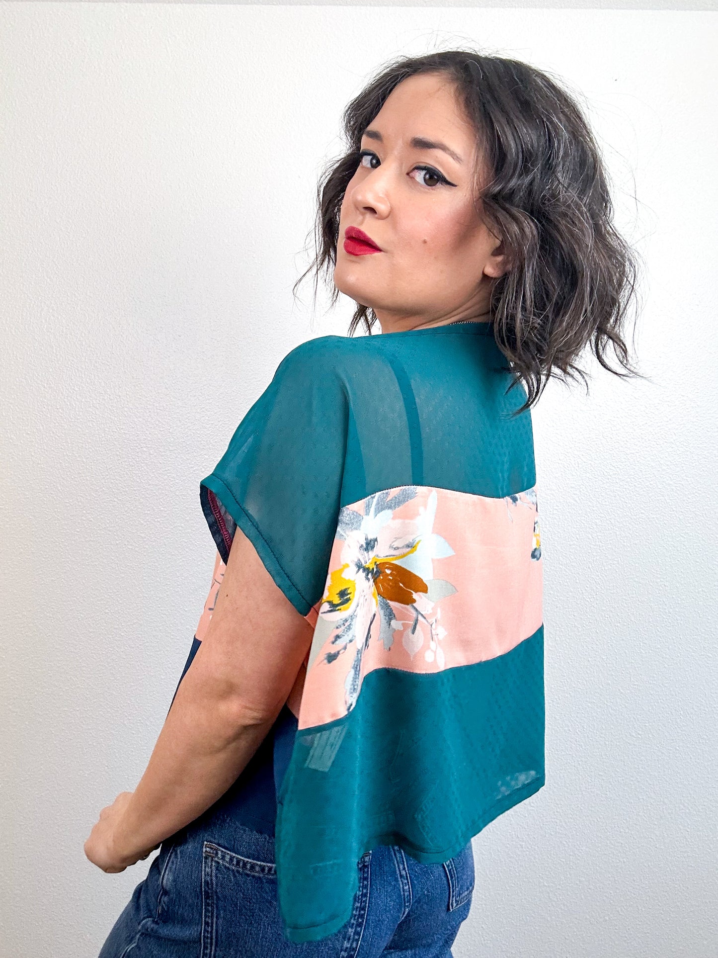 Scrappy Crop Teal Navy Peach Floral