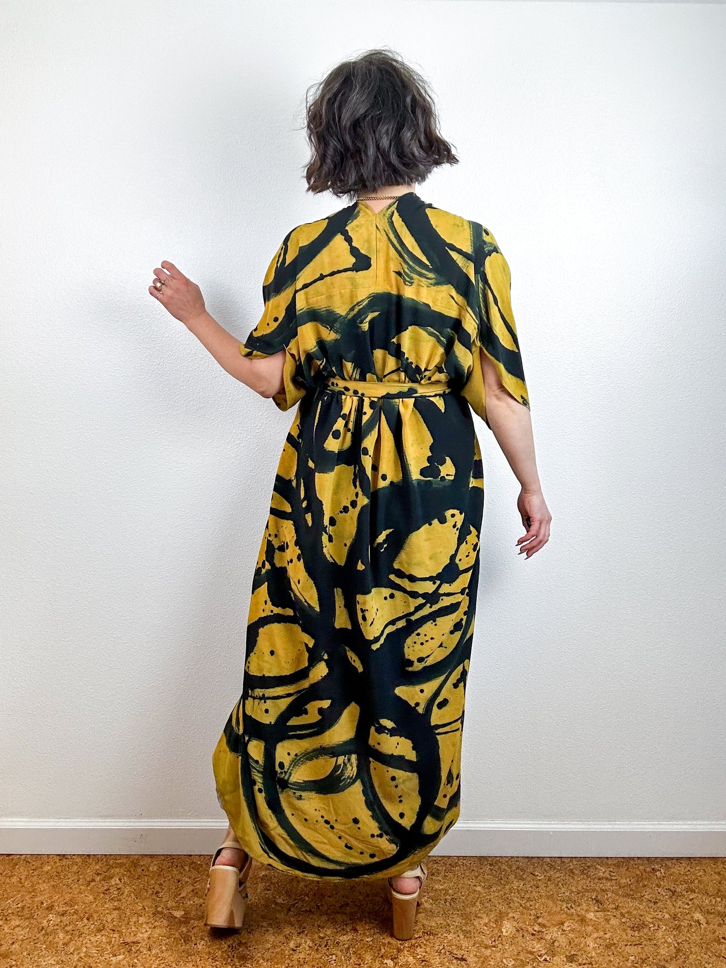Hand-Dyed High Low Kimono Marigold Black Sumi