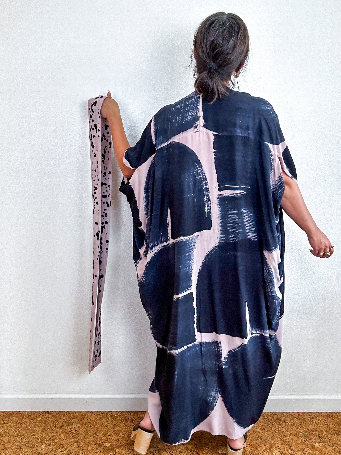 Hand-Dyed High Low Kimono Blush Black Arc