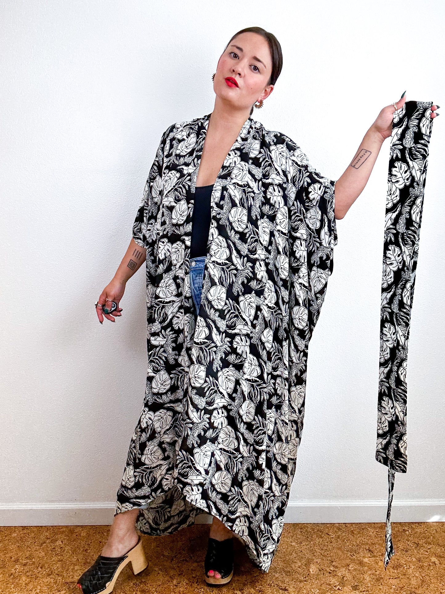 Print High Low Kimono Black White Cheetah Leaves Challis