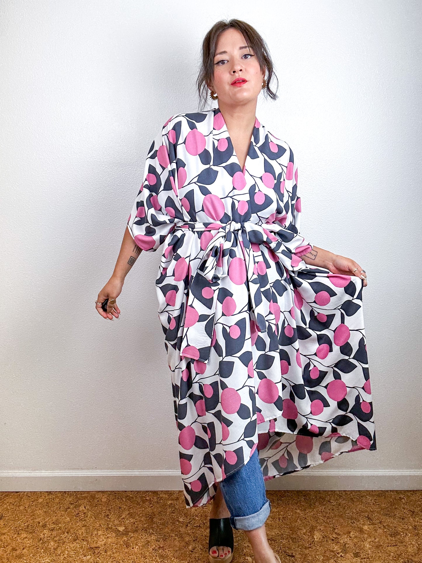 Print High Low Kimono White Pink Grey Mod Floral Challis