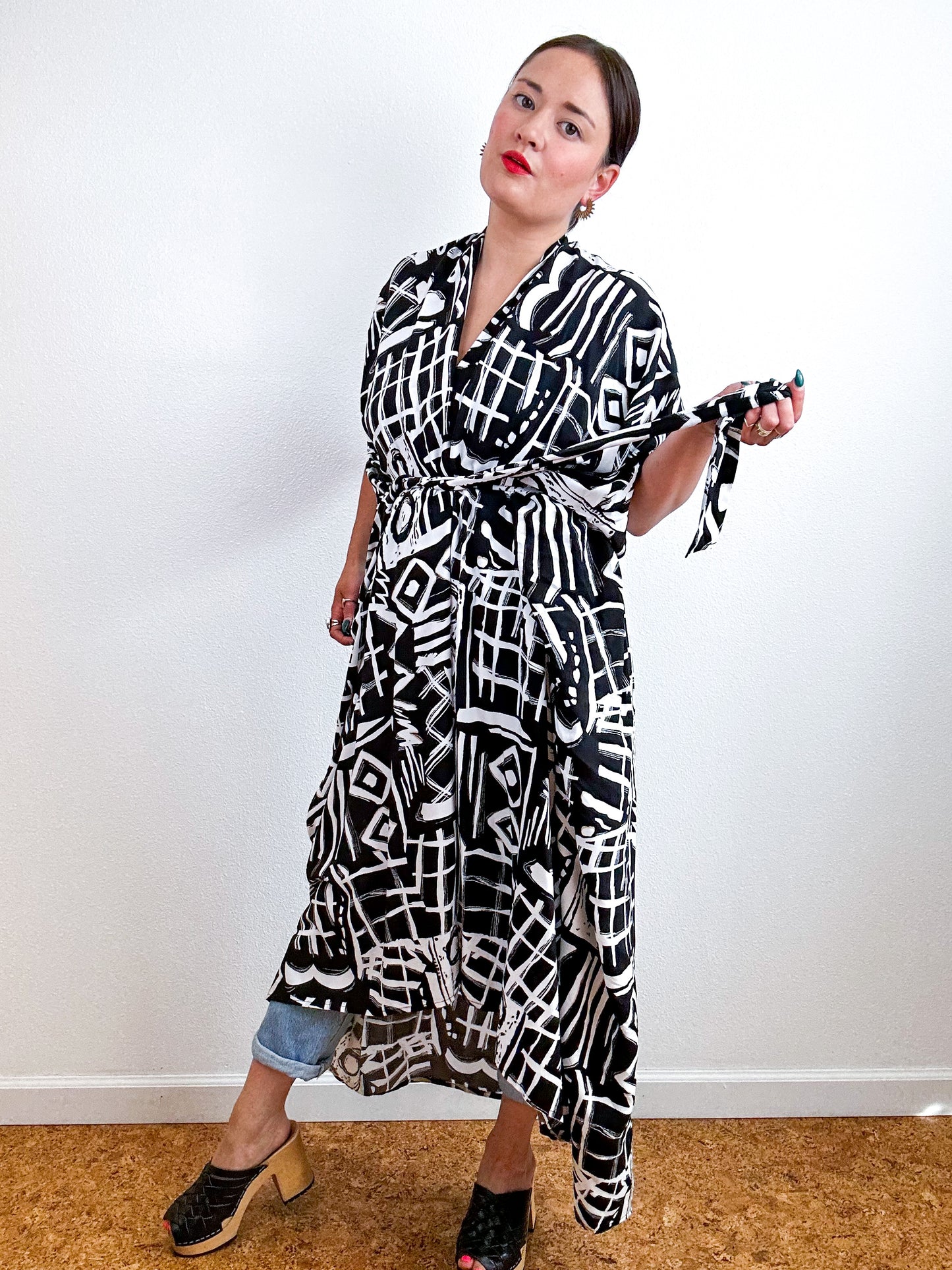 Print High Low Kimono Black White Sketches Challis