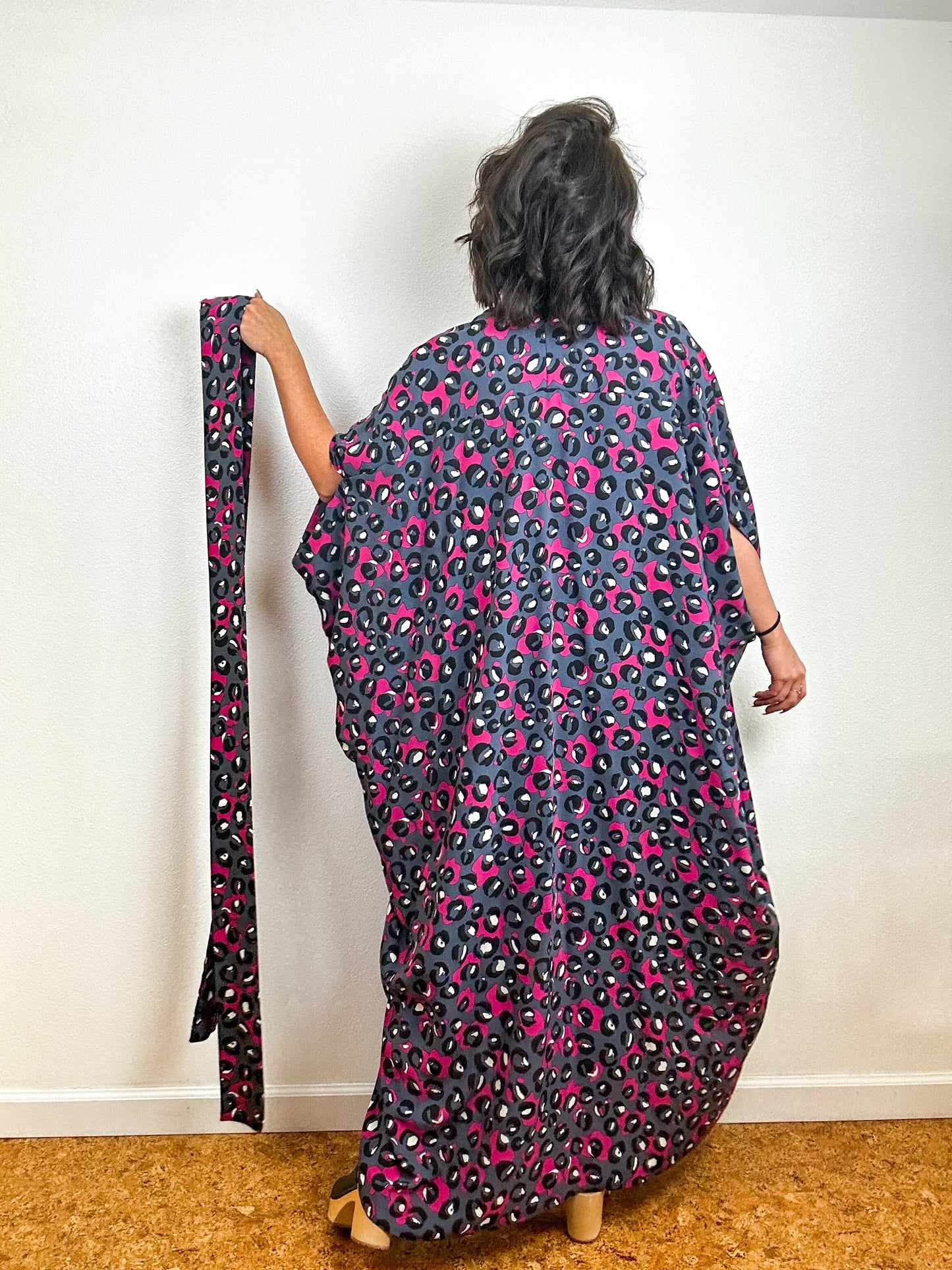 Print High Low Kimono Fuchsia Grey Leopard Challis