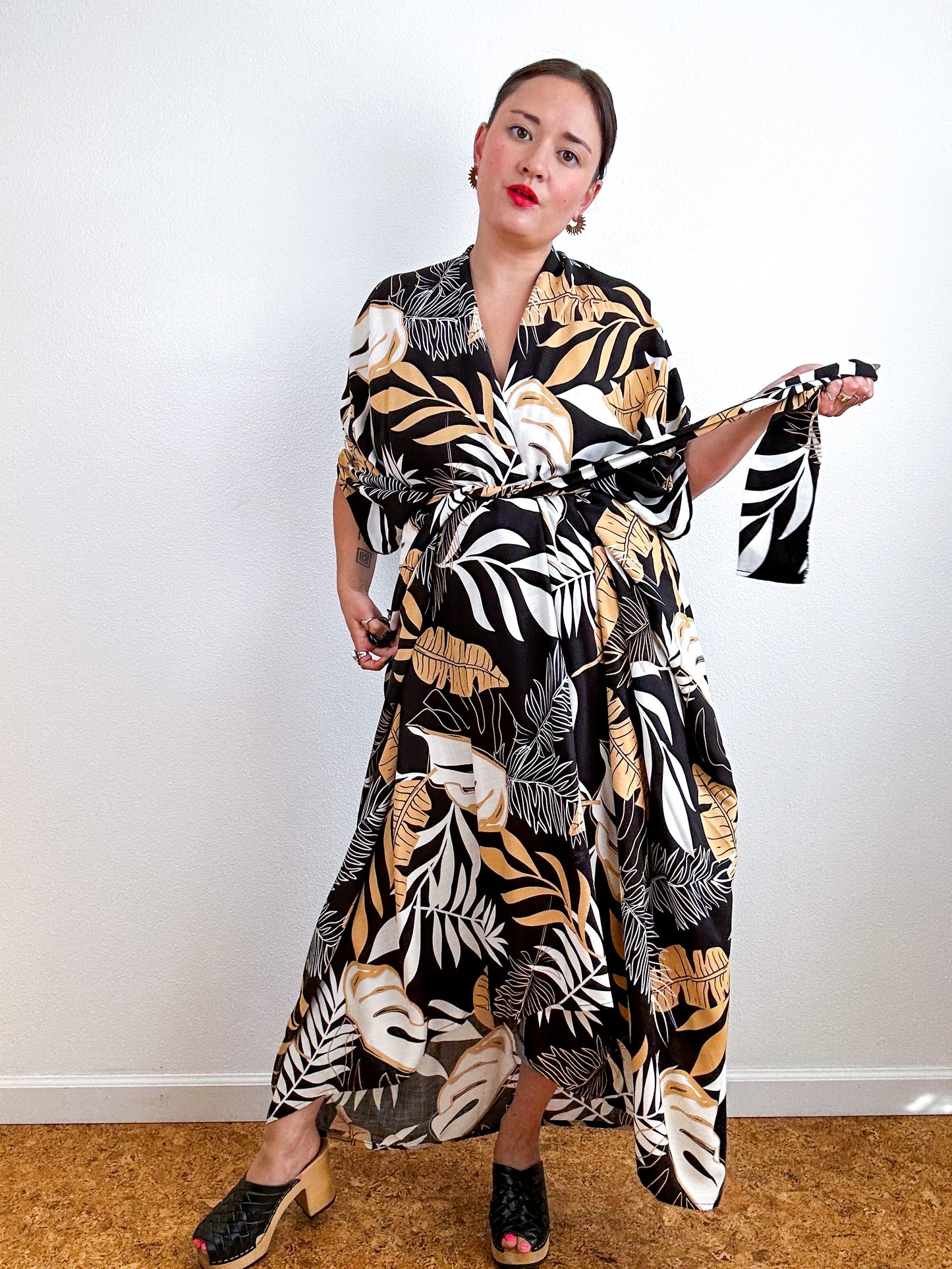 Print High Low Kimono Black Tan Leaves Challis
