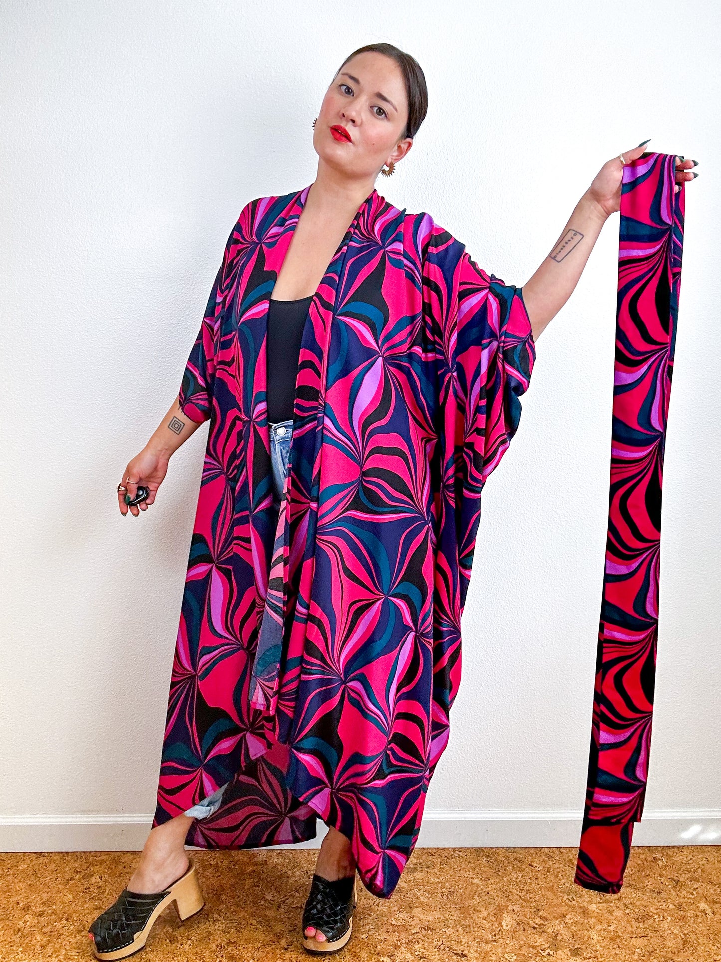 Print High Low Kimono Magenta Navy Swirl Challis