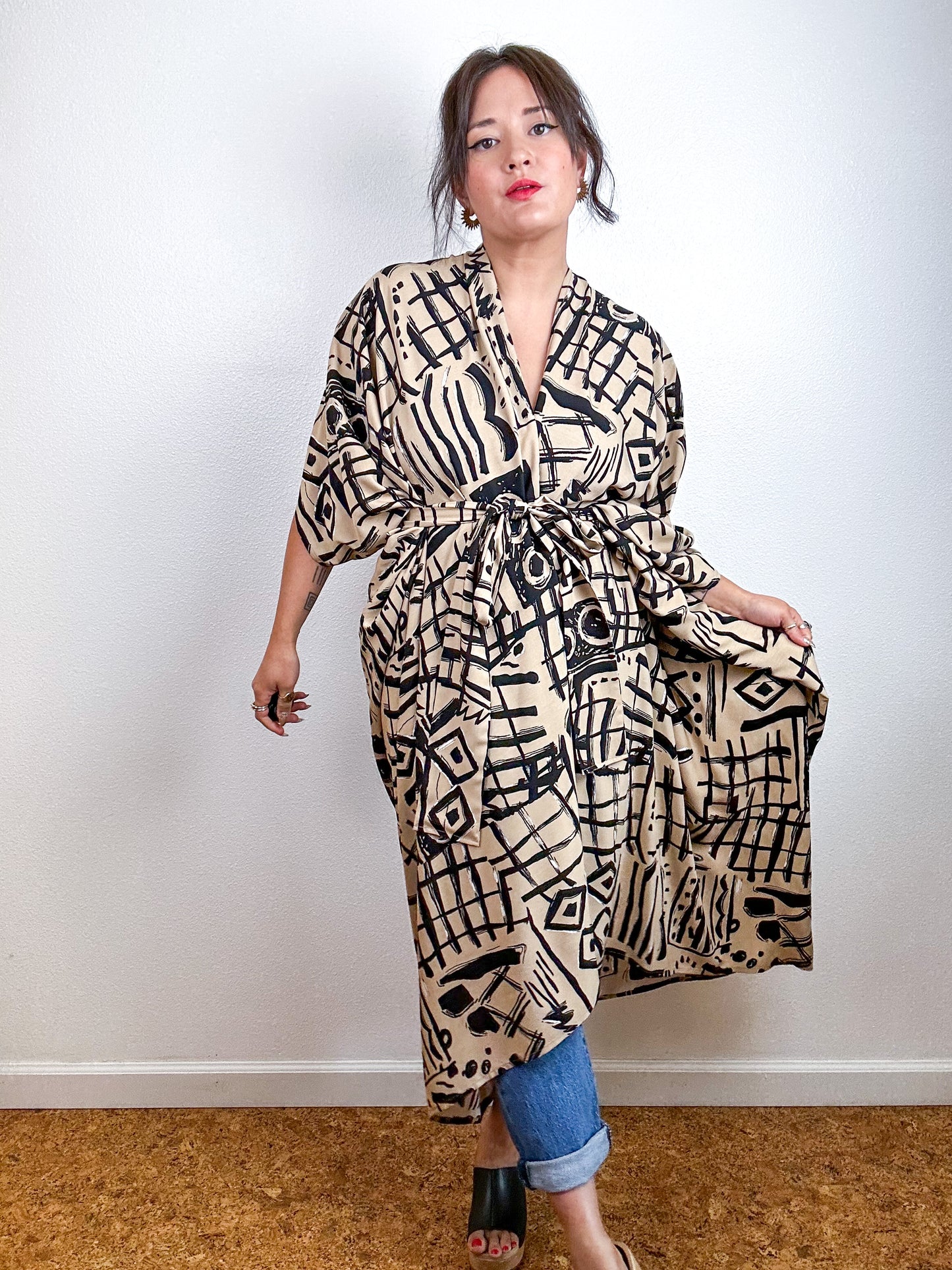 Print High Low Kimono Khaki Black Sketches Challis