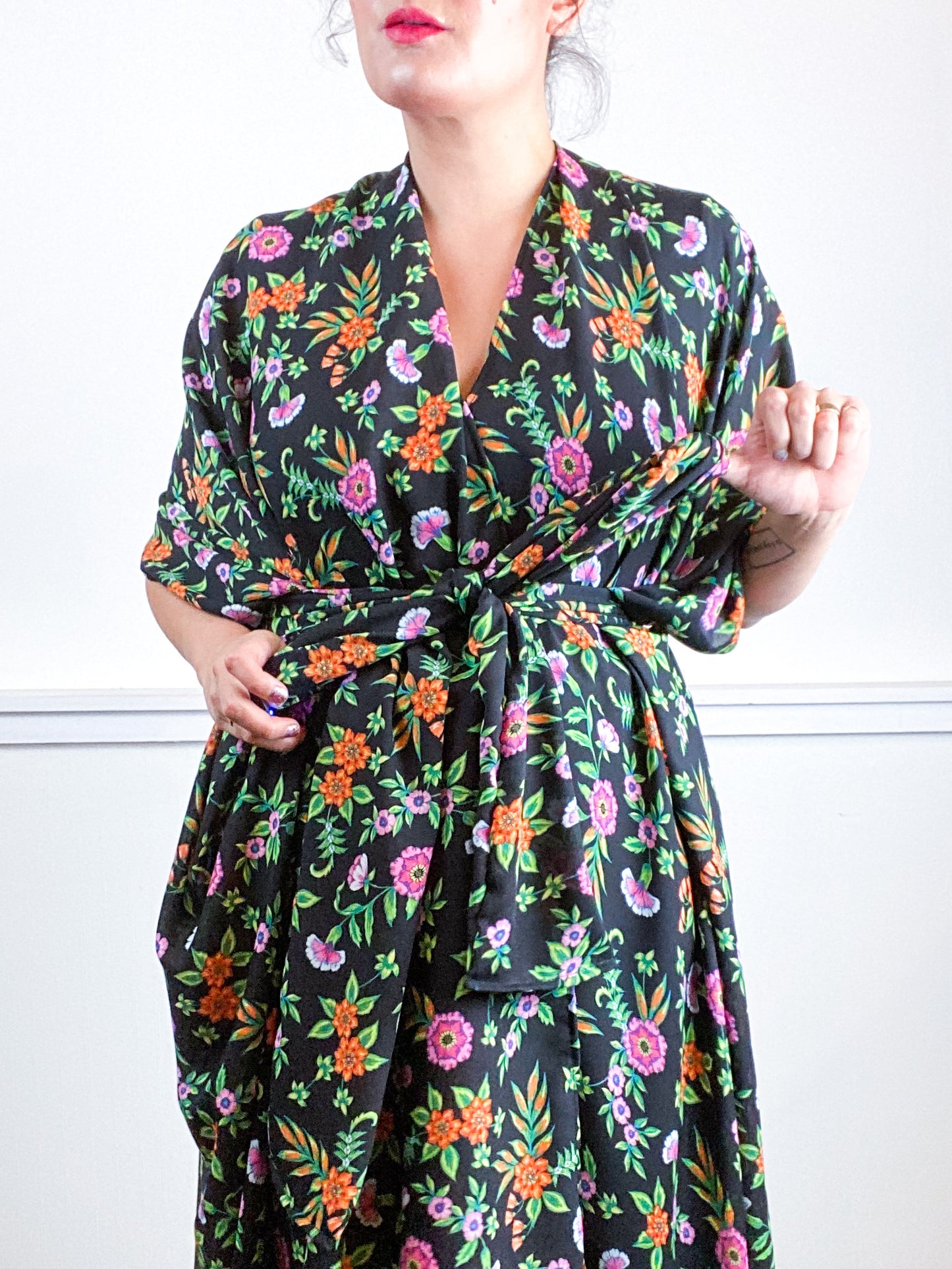 Print High Low Kimono Black Green Floral Georgette