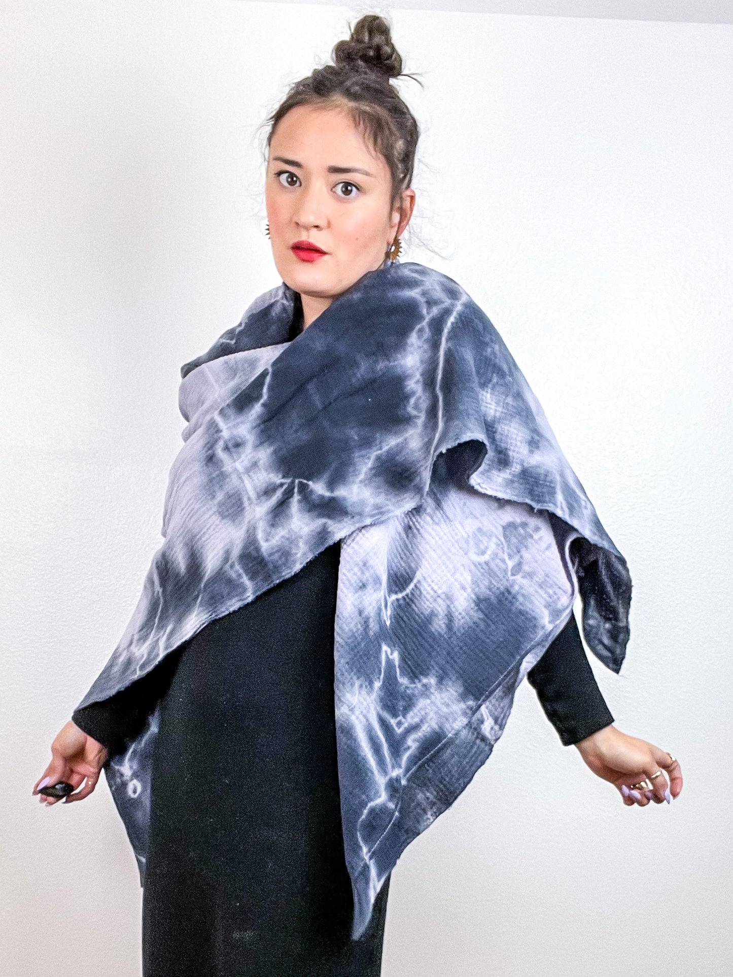 Hand-Dyed Cotton Blanket Scarf Lilac Grey Tie