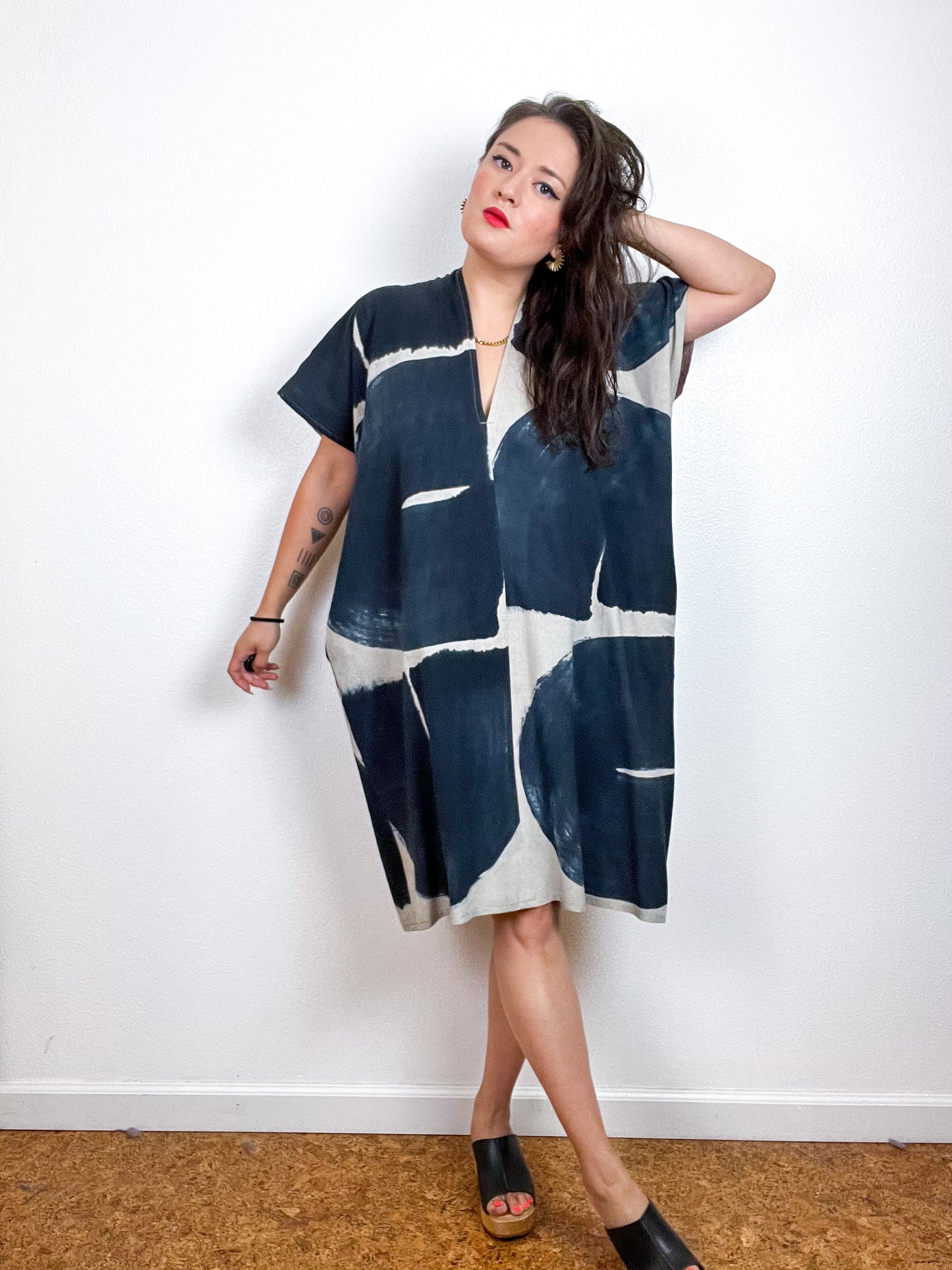 Hand-Dyed Knee Smock Dress Ecru Black Brush