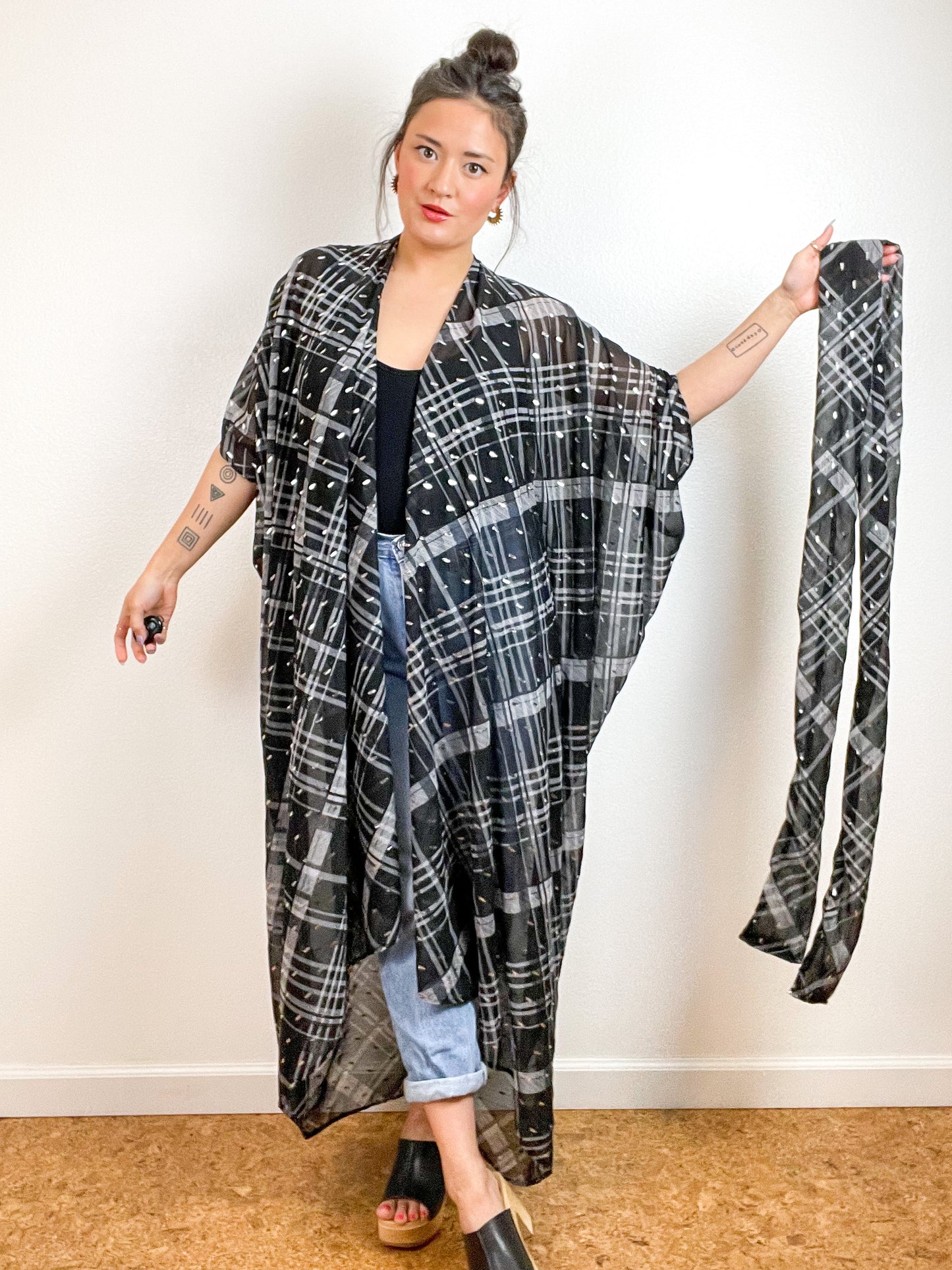 Print High Low Kimono Plaid Silver Chiffon