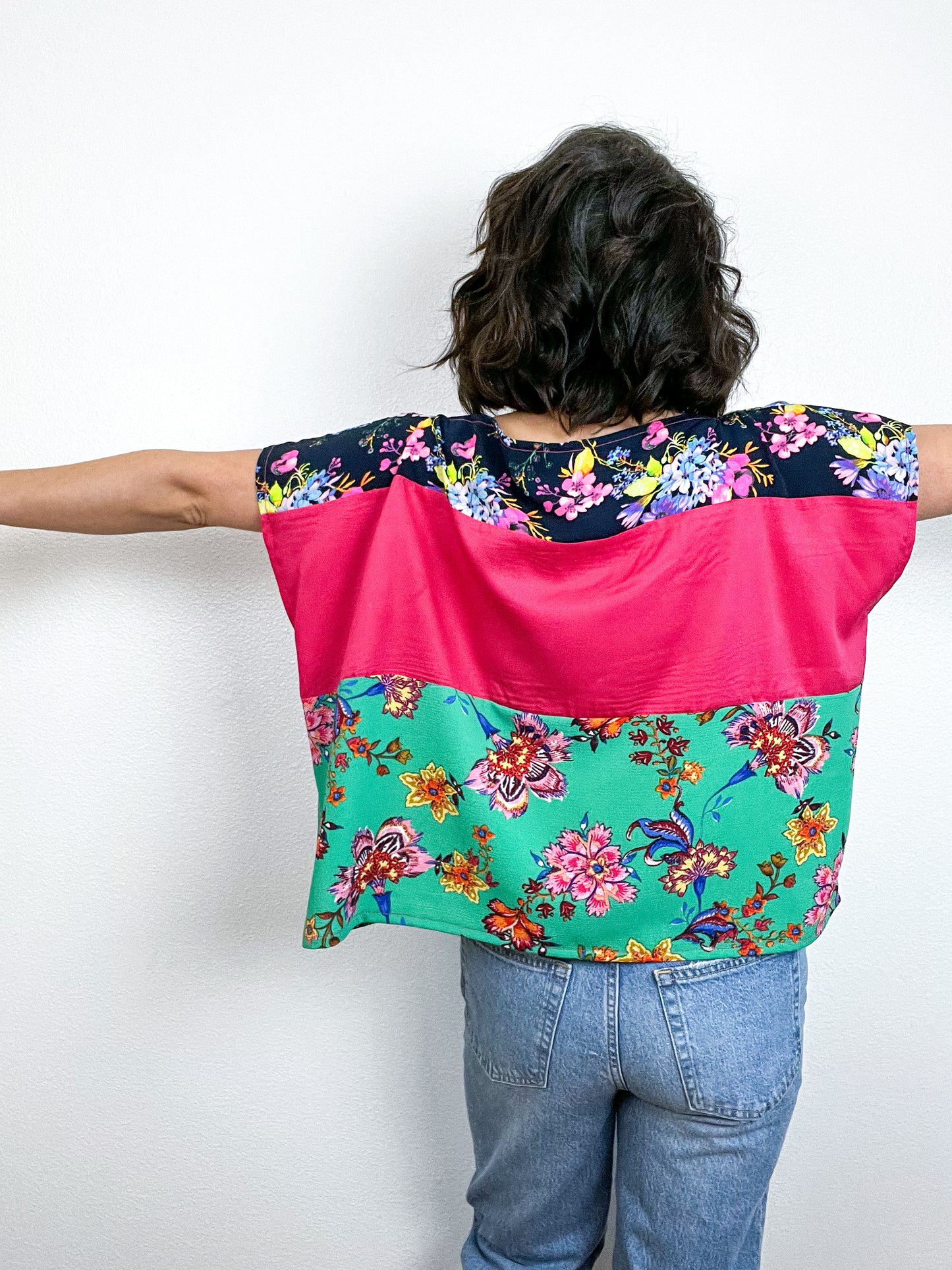 Scrappy Crop Navy Pink Green Floral
